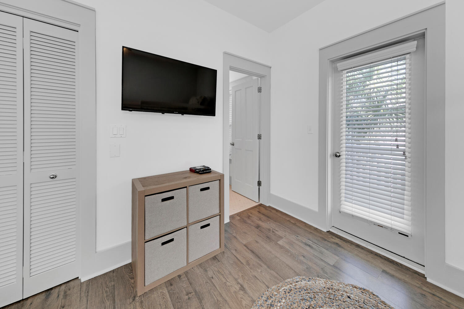 BUNGALOWS AT SEAGROVE BEACH - Residential Lease