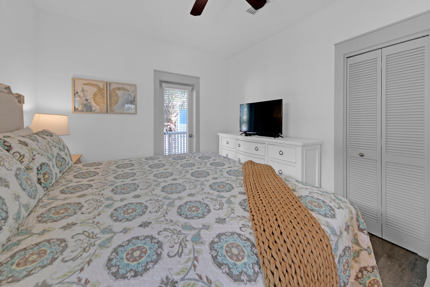 BUNGALOWS AT SEAGROVE BEACH - Residential Lease