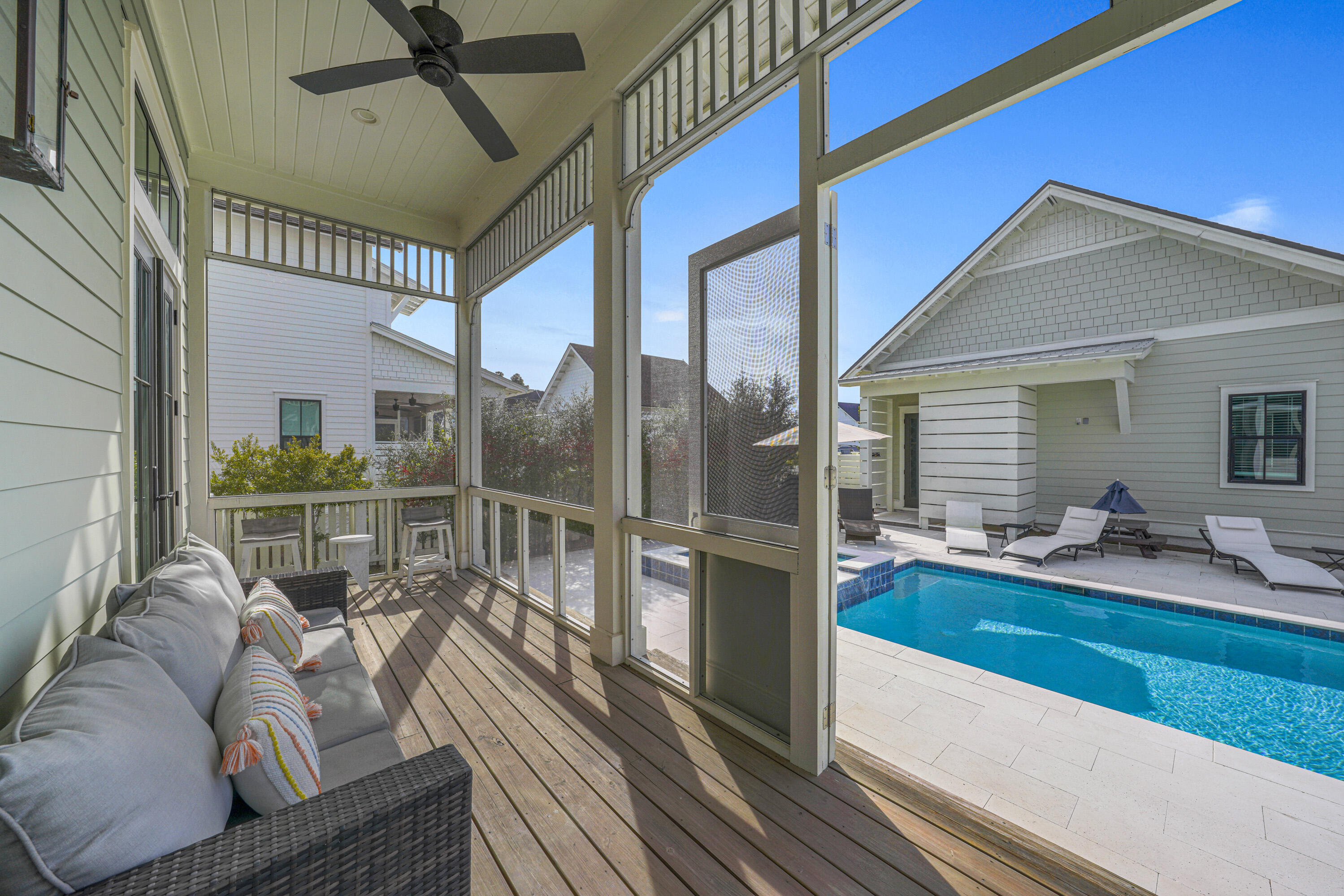 WATERSOUND ORIGINS - Residential