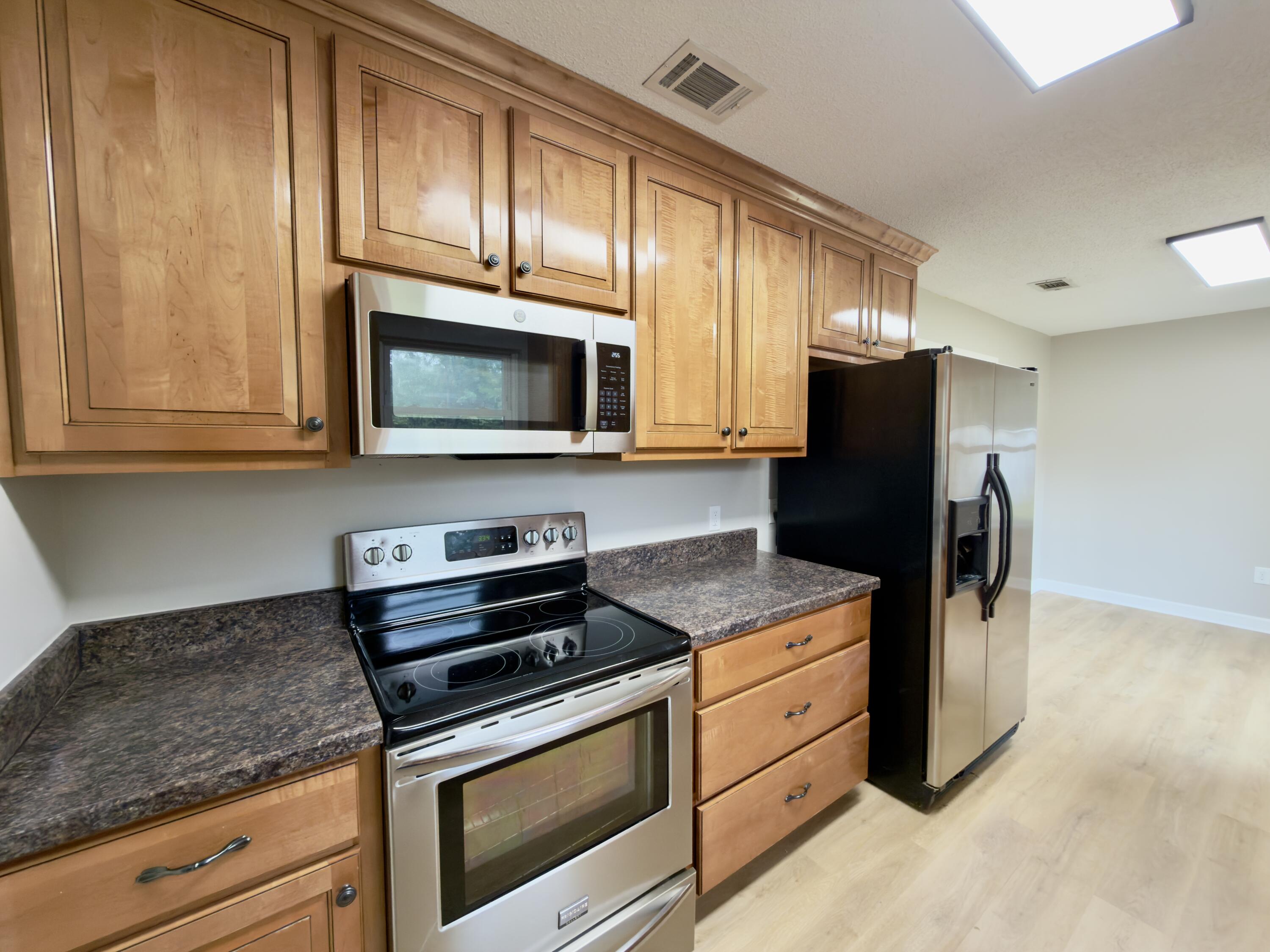 ADAMS POWELL EAST - Residential
