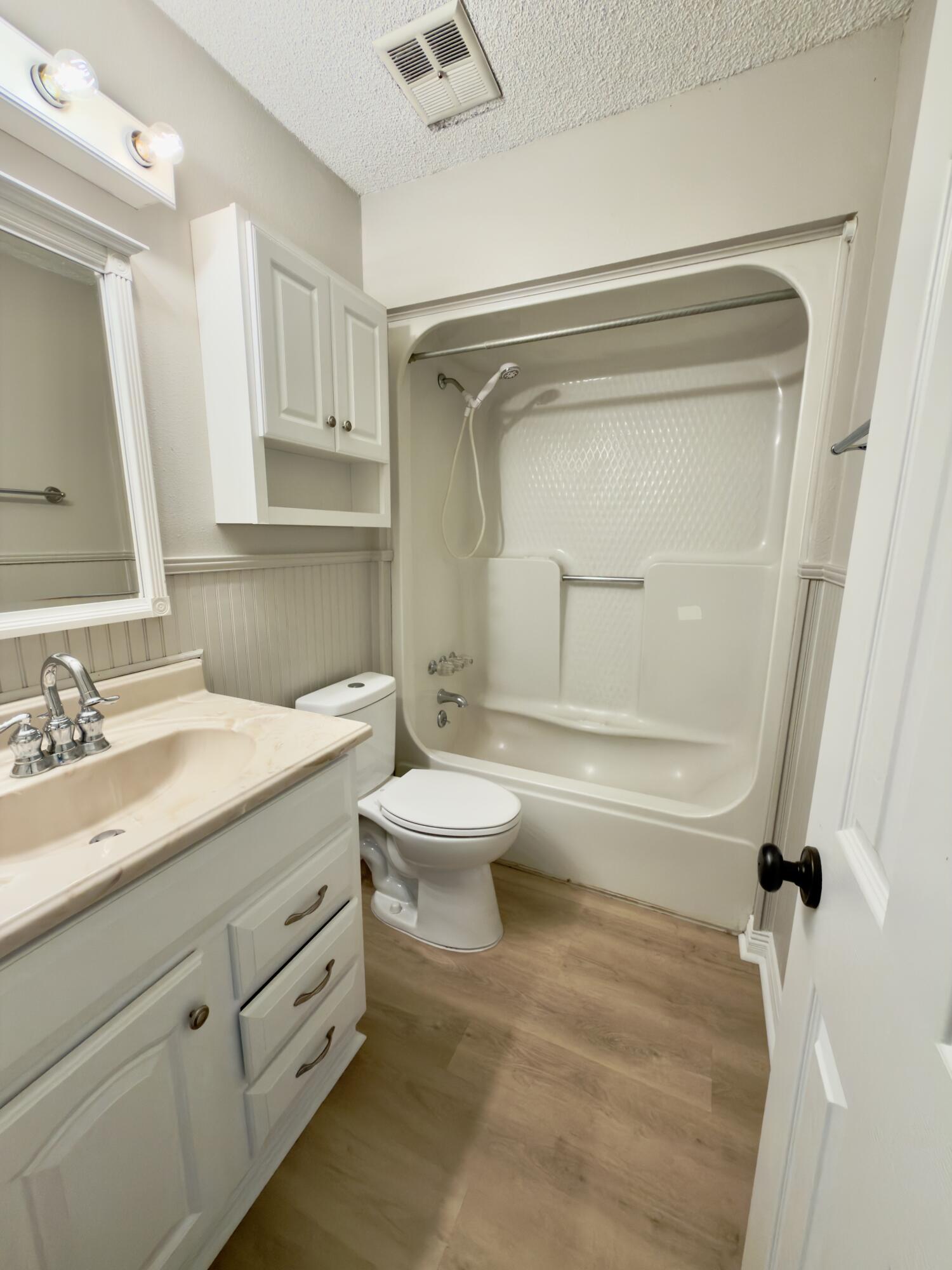 ADAMS POWELL EAST - Residential