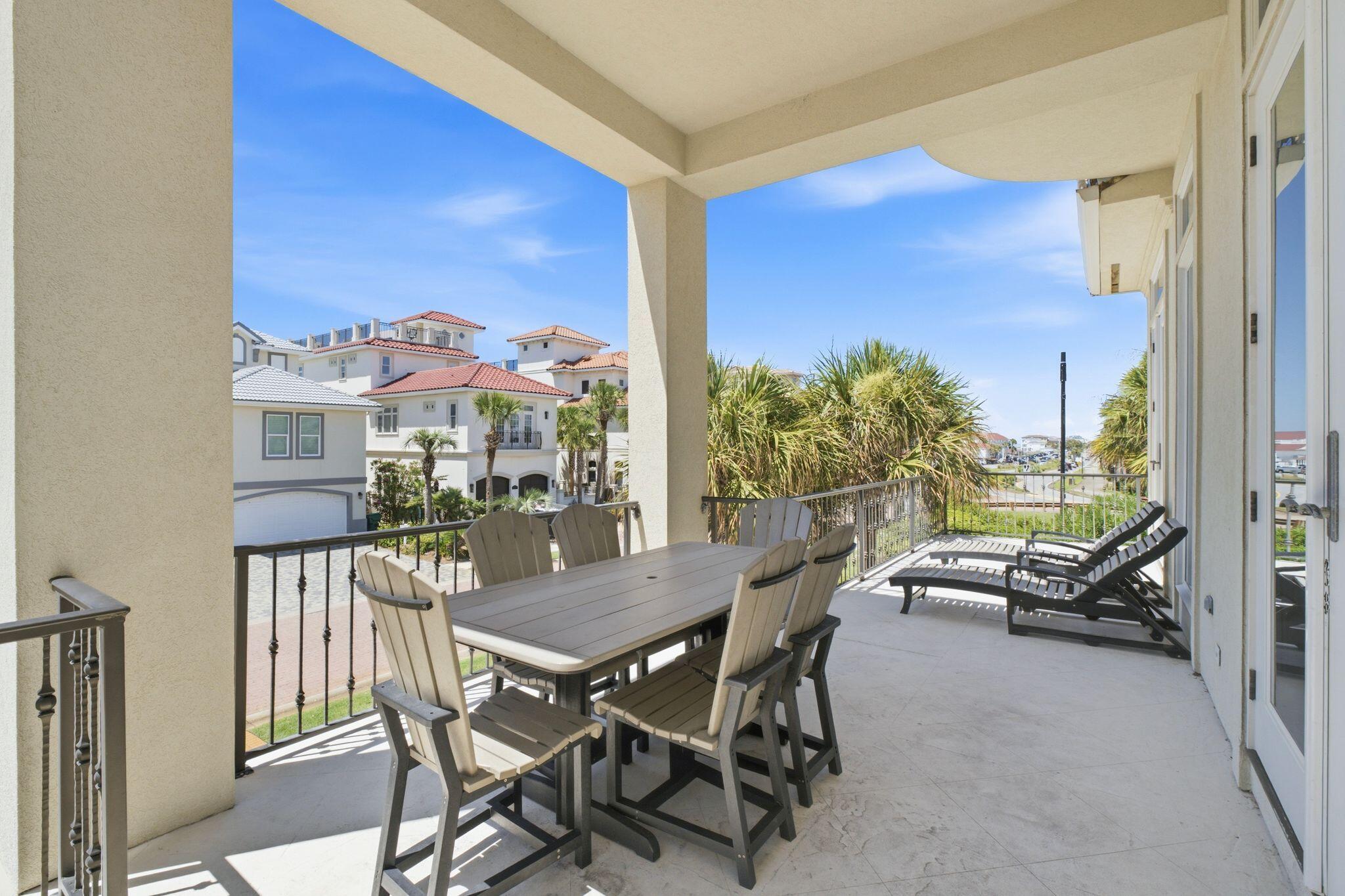 DESTINY BY THE SEA - Residential