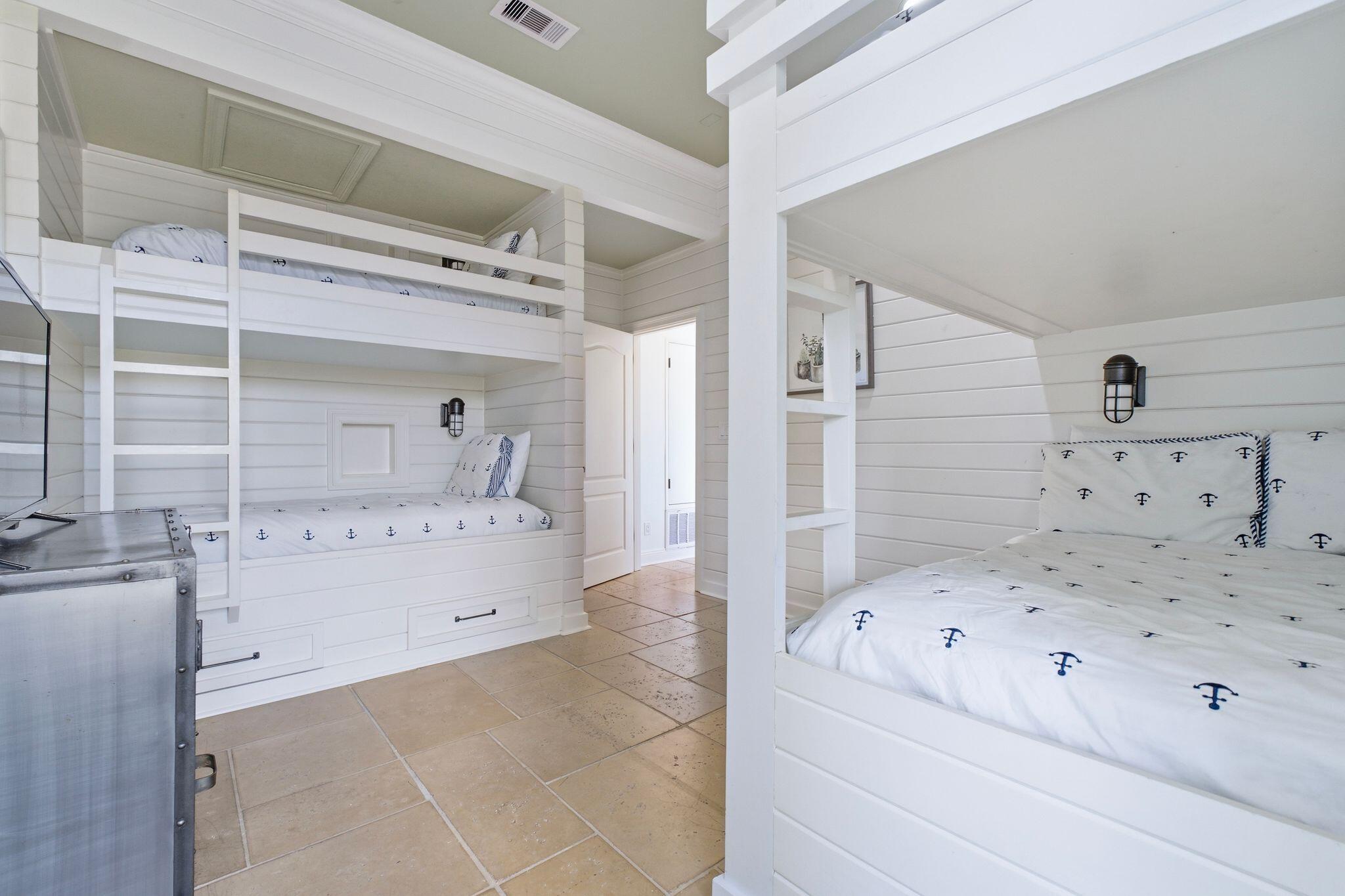 DESTINY BY THE SEA - Residential