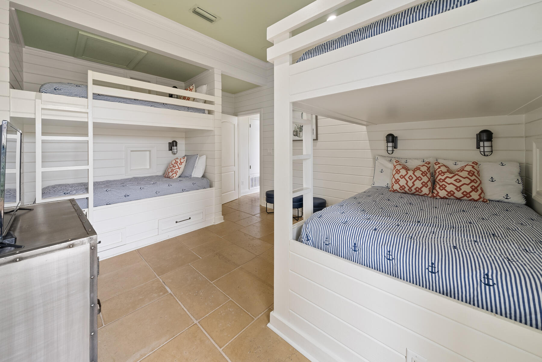 DESTINY BY THE SEA - Residential