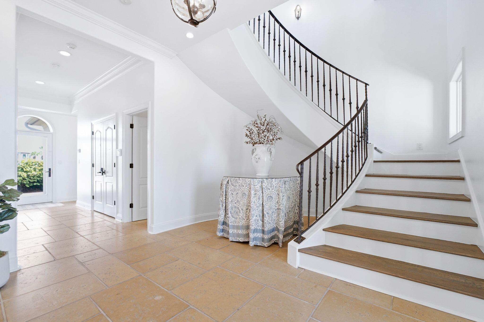 DESTINY BY THE SEA - Residential