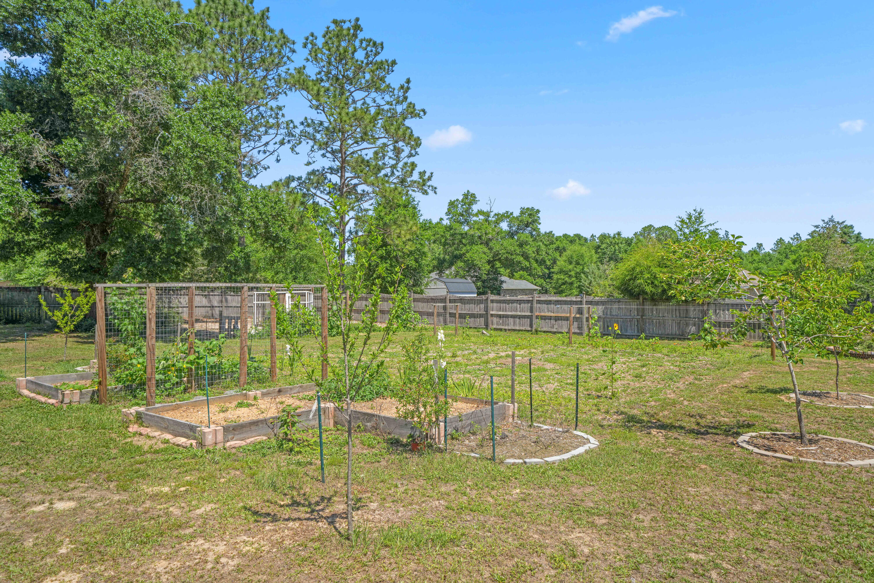 ASHTIN ESTATES - Residential