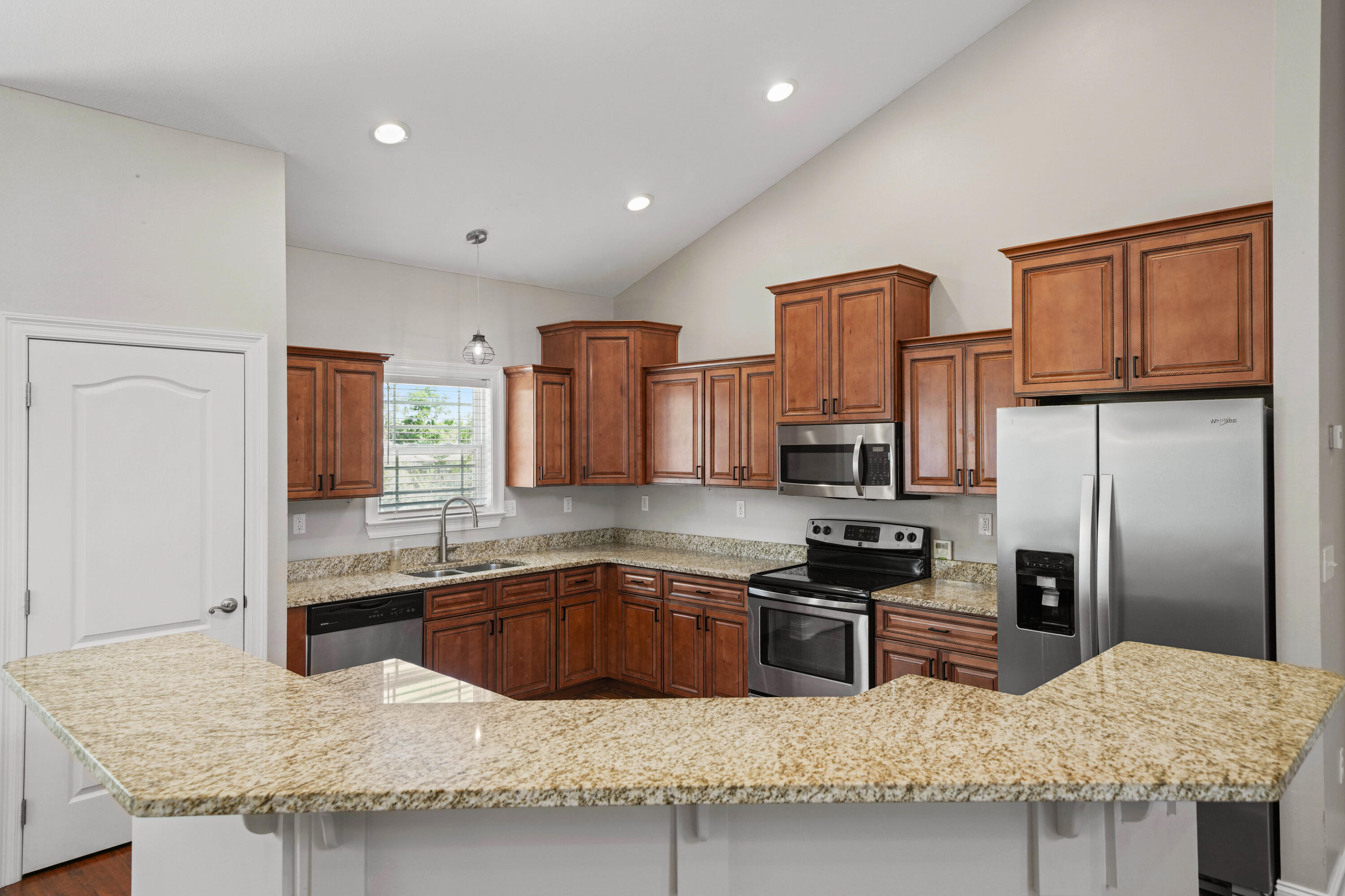 ASHTIN ESTATES - Residential