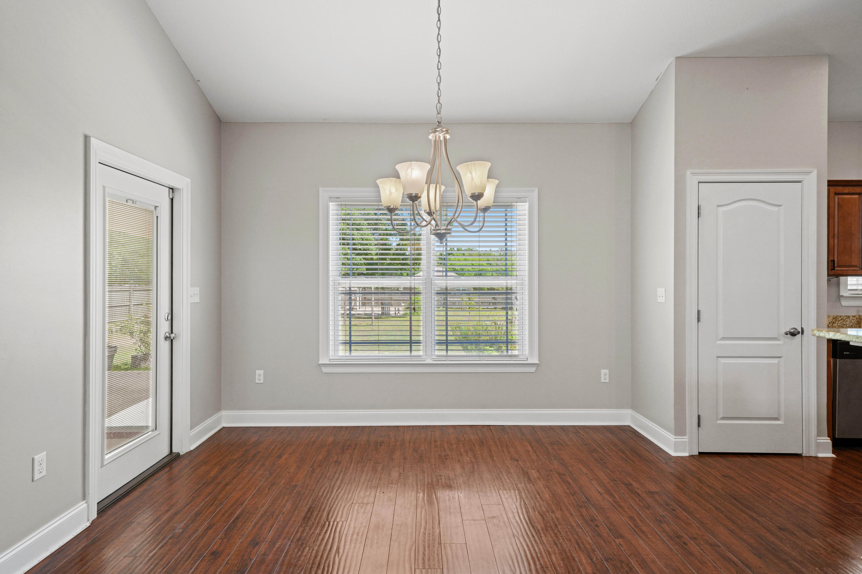ASHTIN ESTATES - Residential