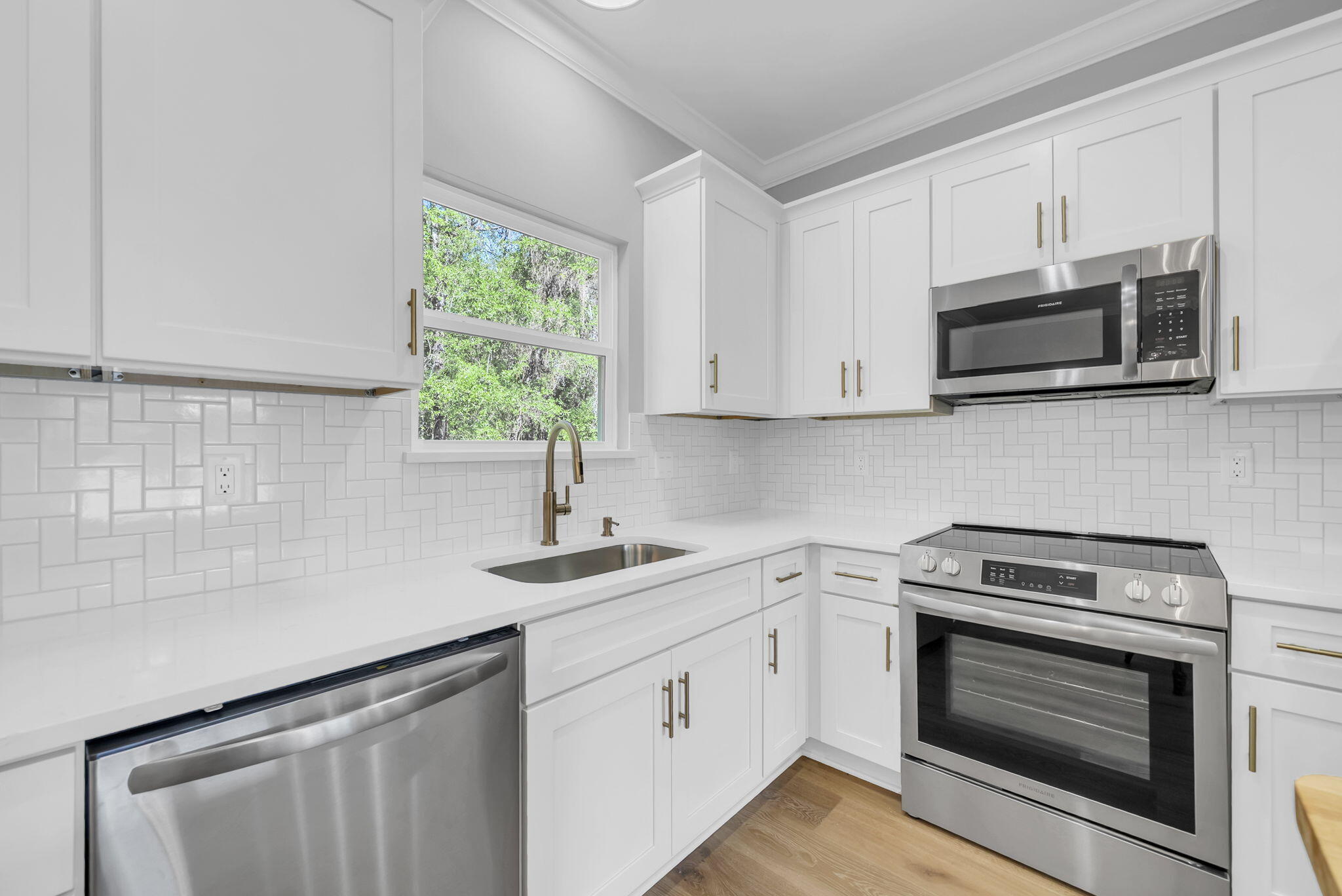 HUNTERS RIDGE - Residential