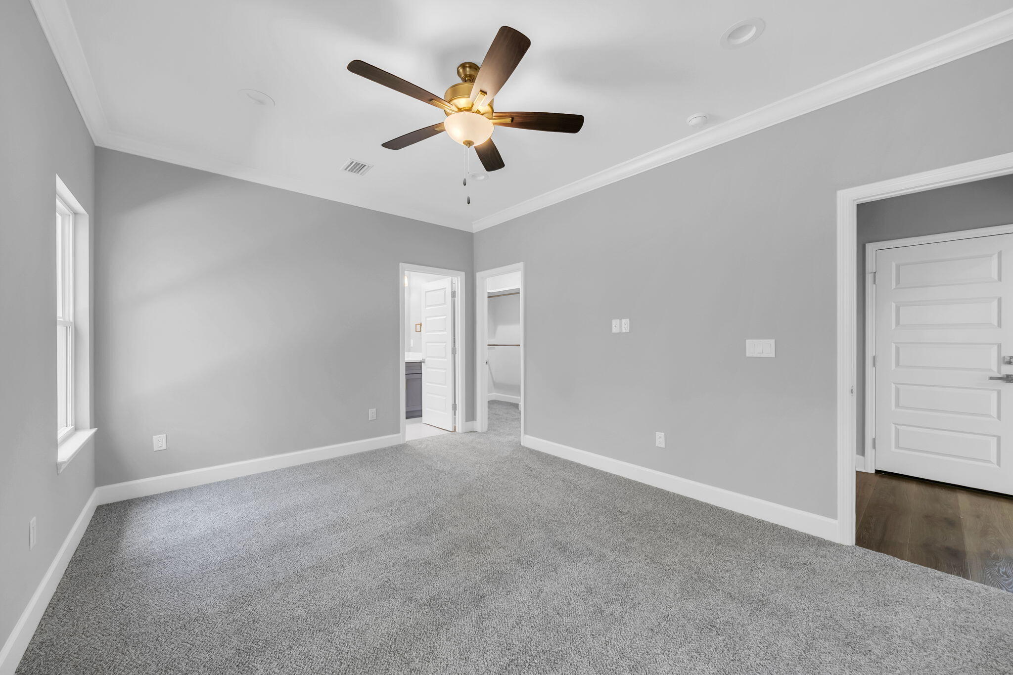 HUNTERS RIDGE - Residential
