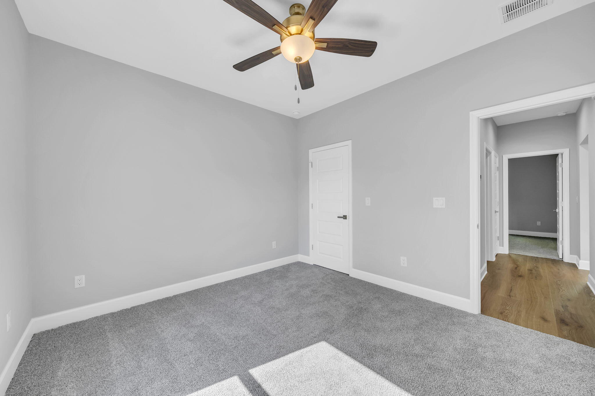 HUNTERS RIDGE - Residential