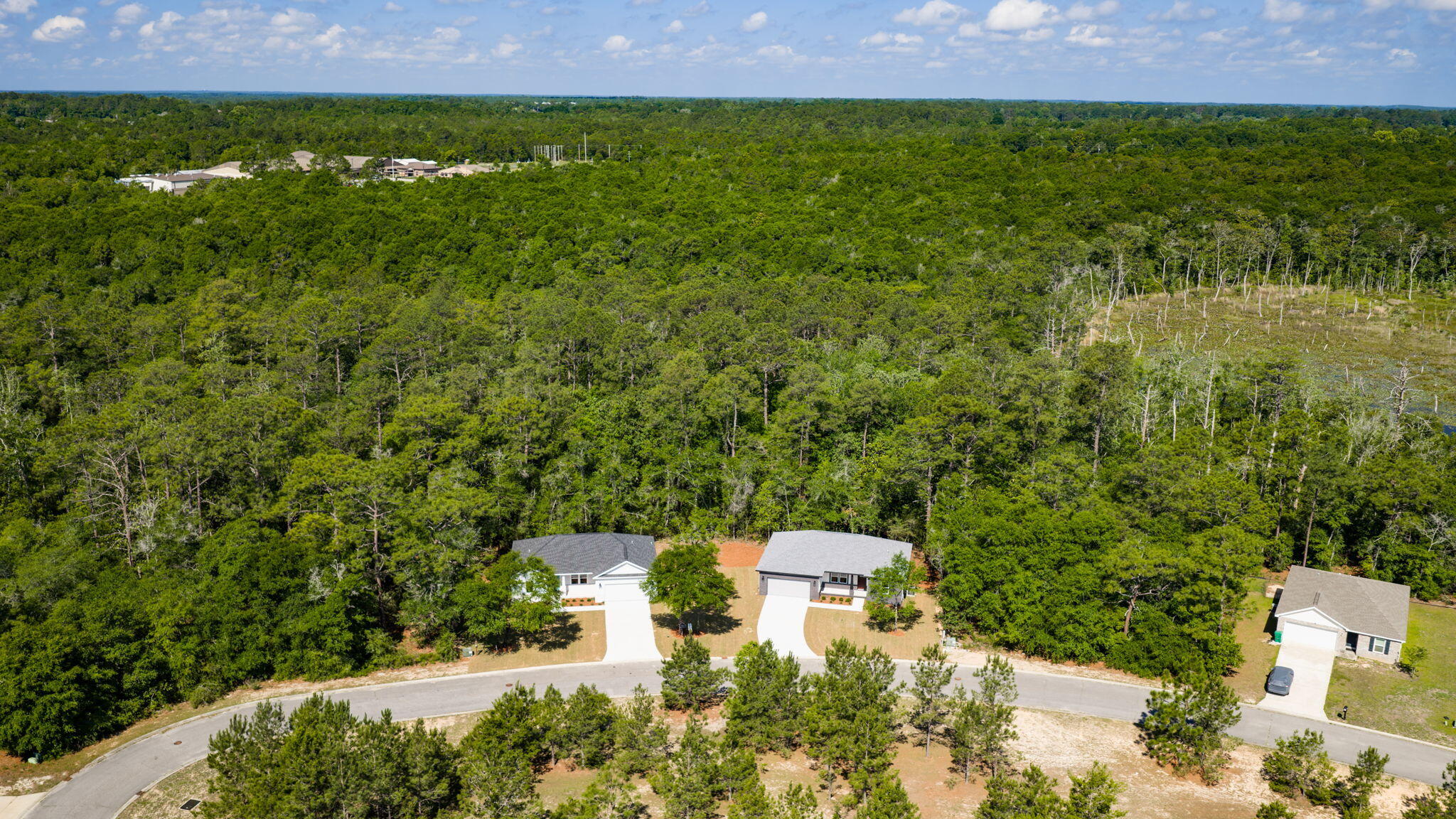 HUNTERS RIDGE - Residential
