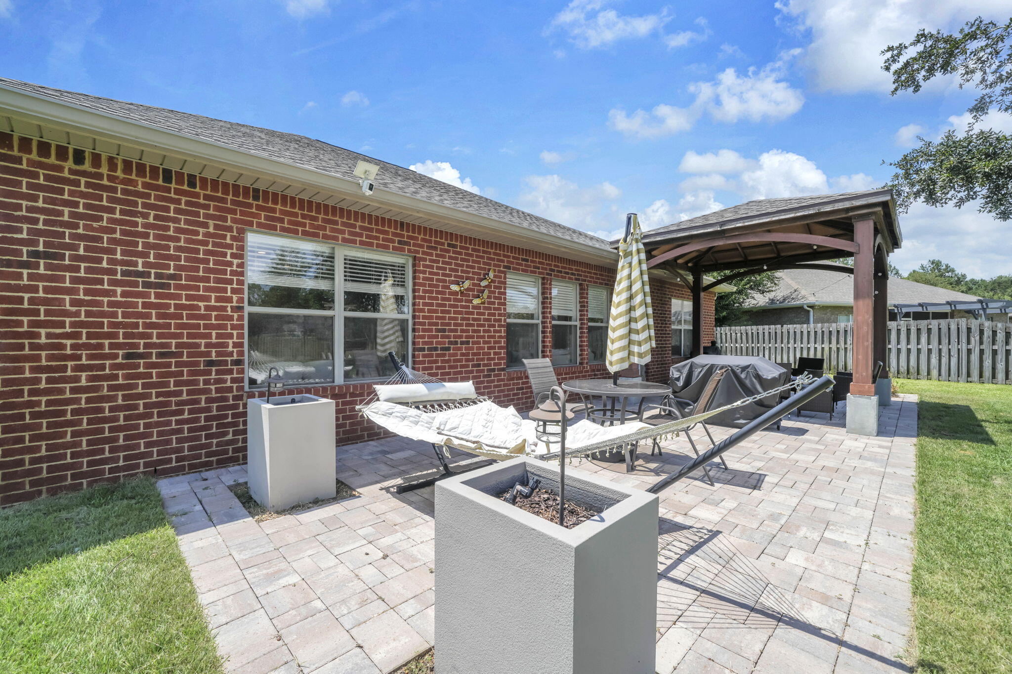 HAMMOCK BAY - Residential