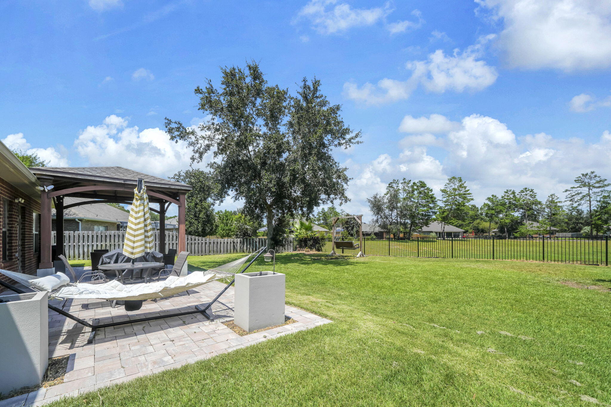 HAMMOCK BAY - Residential
