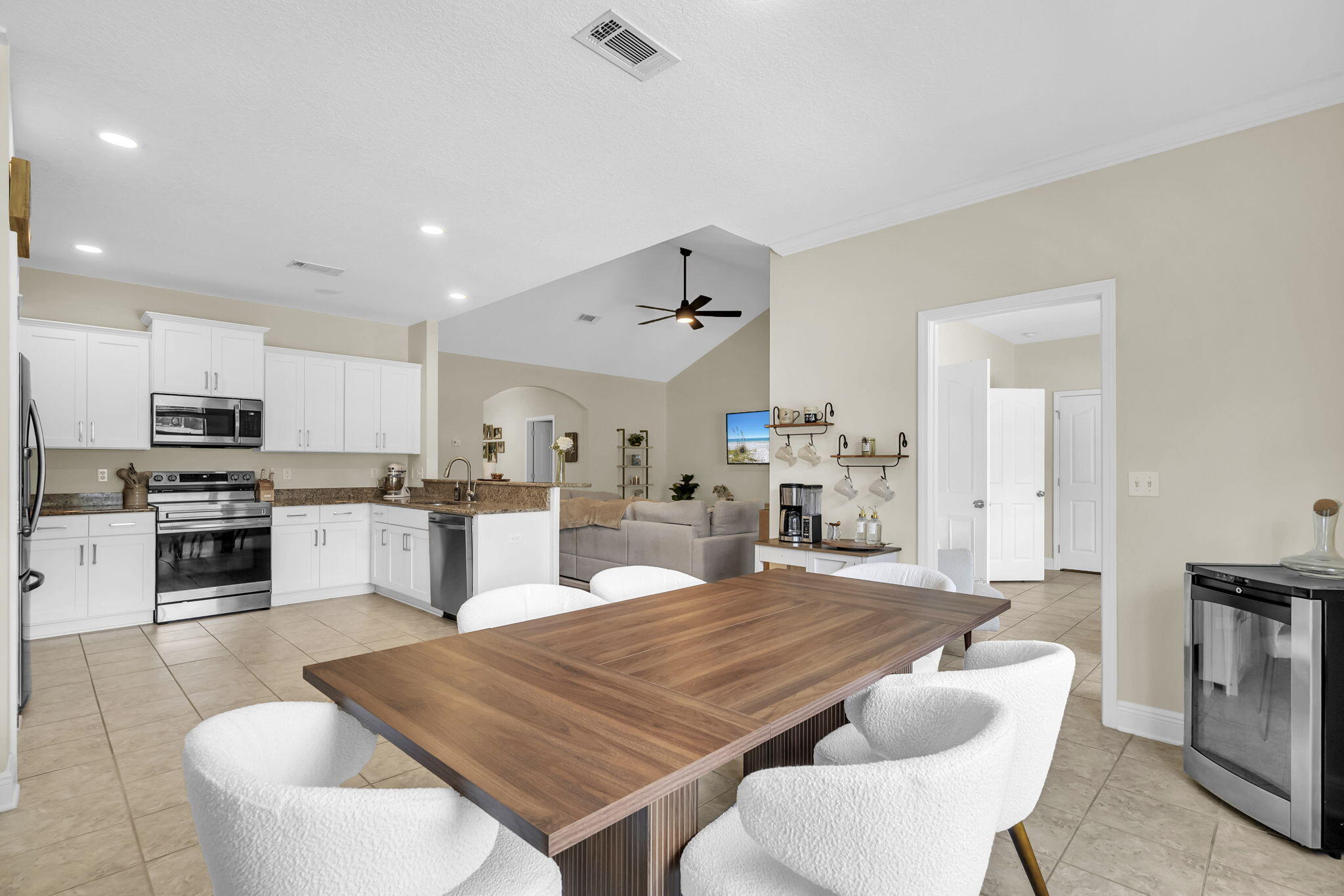 HAMMOCK BAY - Residential