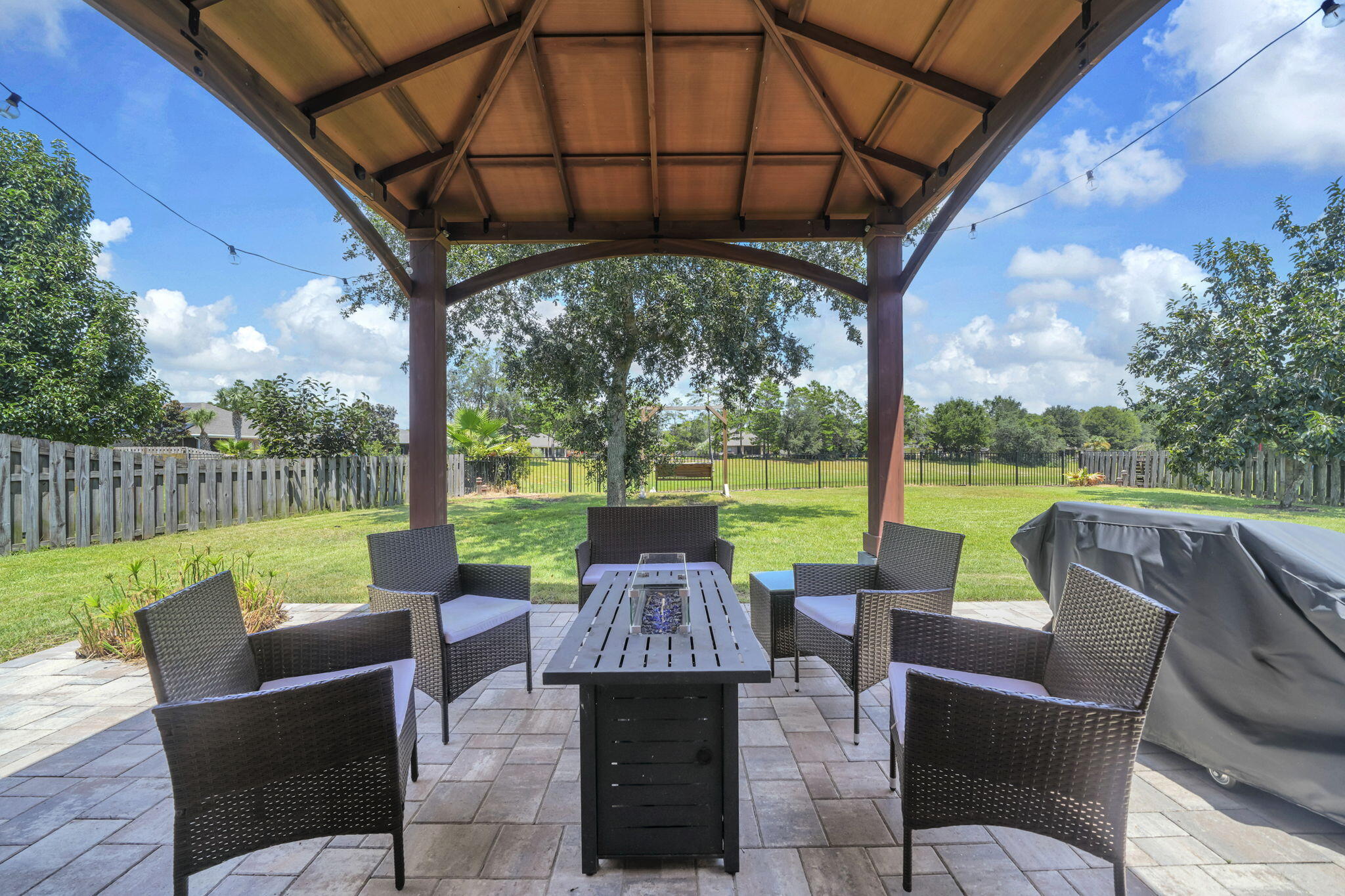 HAMMOCK BAY - Residential