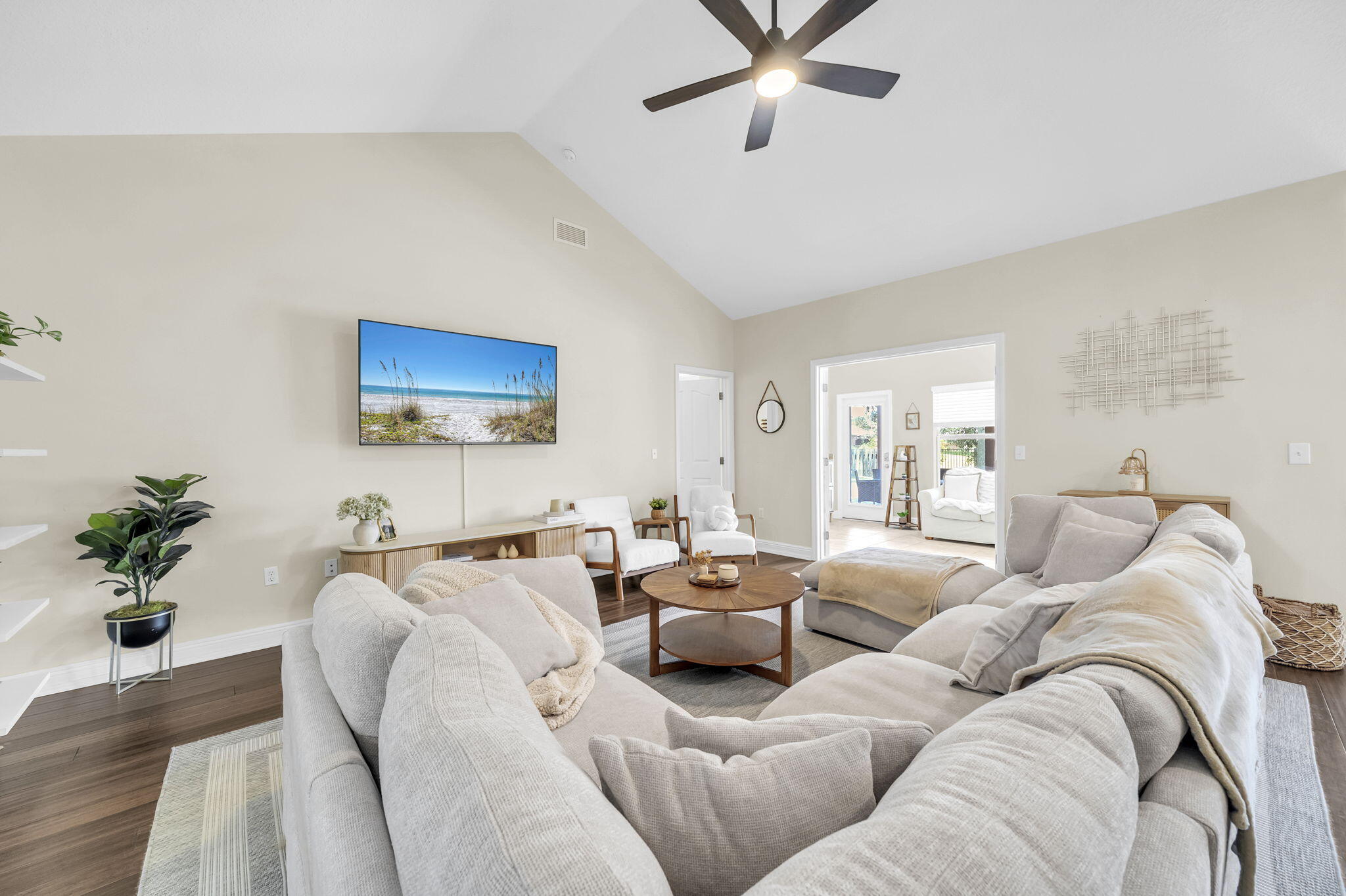 HAMMOCK BAY - Residential