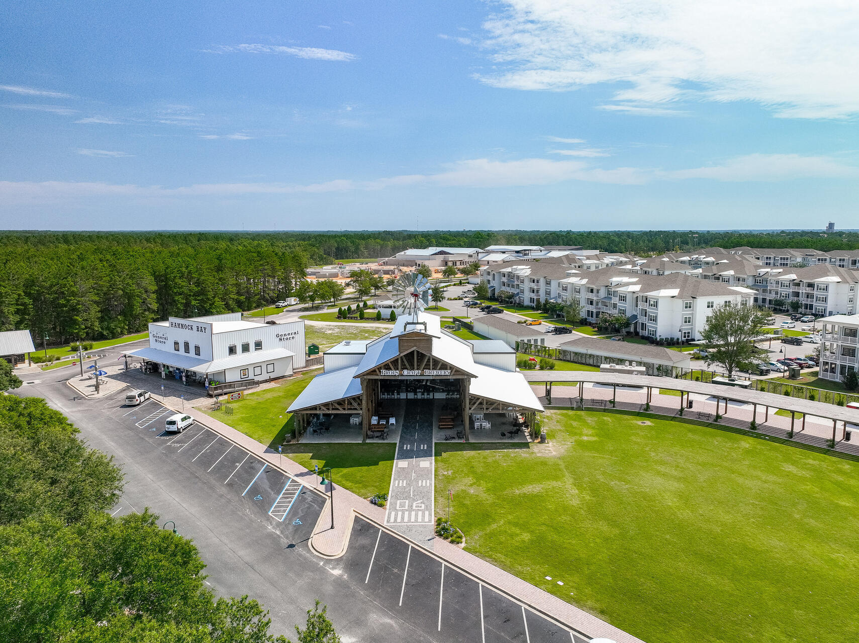 HAMMOCK BAY - Residential