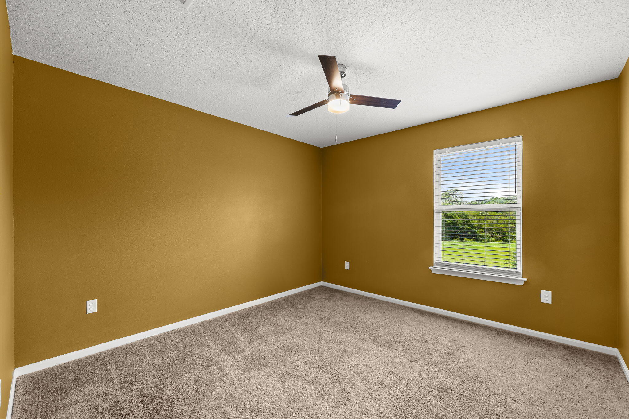 HAMMOCK BAY - Residential Lease