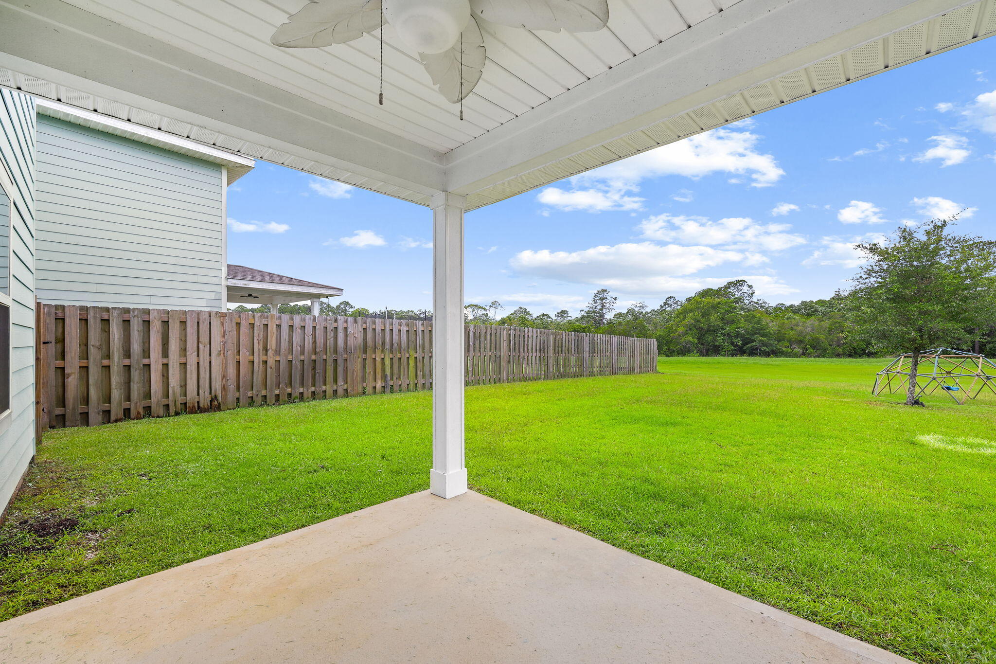 HAMMOCK BAY - Residential Lease