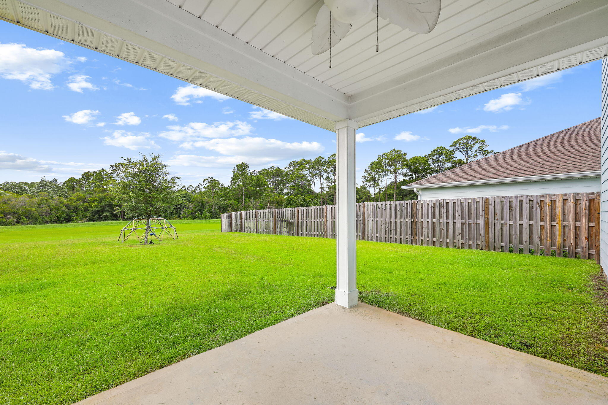 HAMMOCK BAY - Residential Lease
