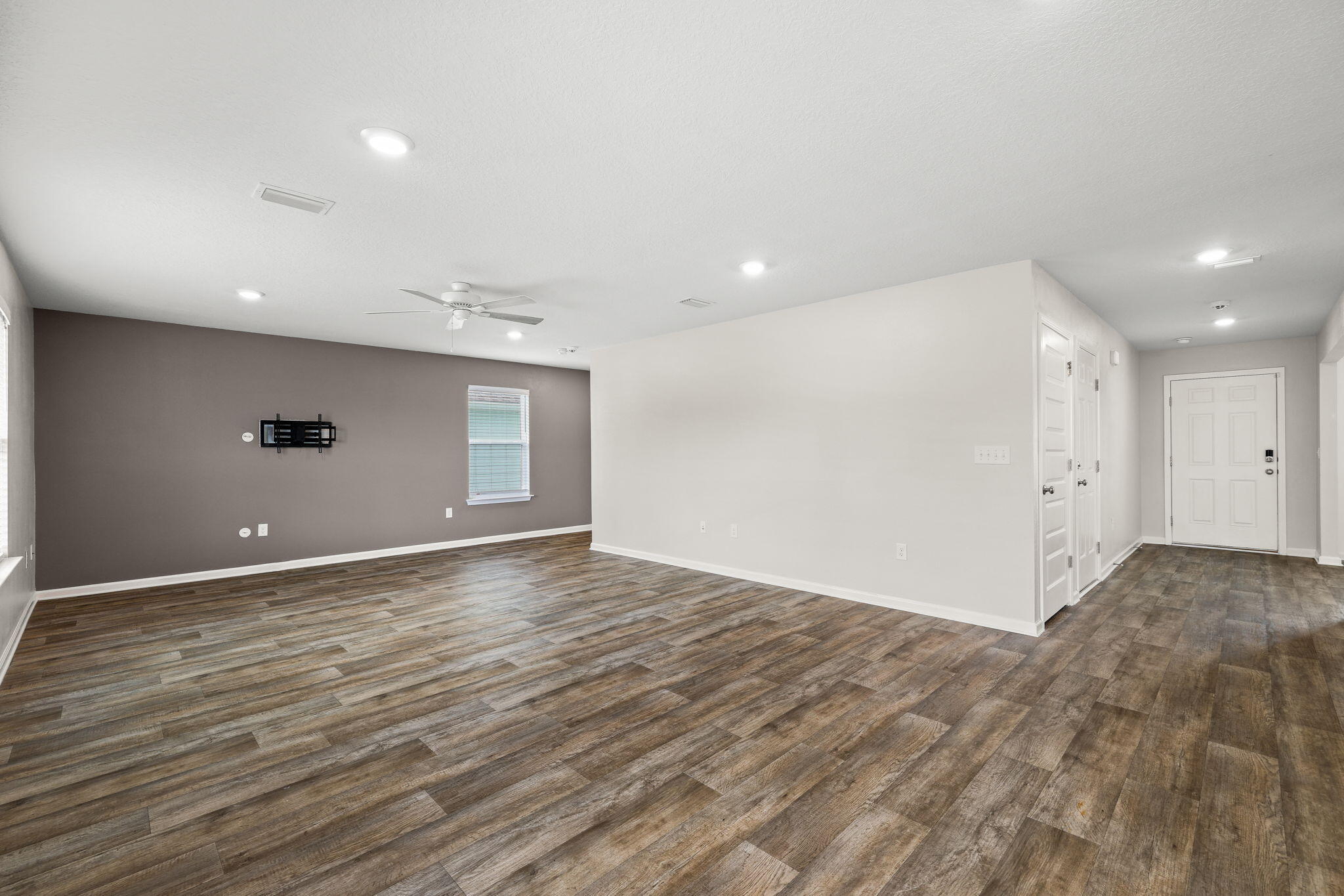 HAMMOCK BAY - Residential Lease
