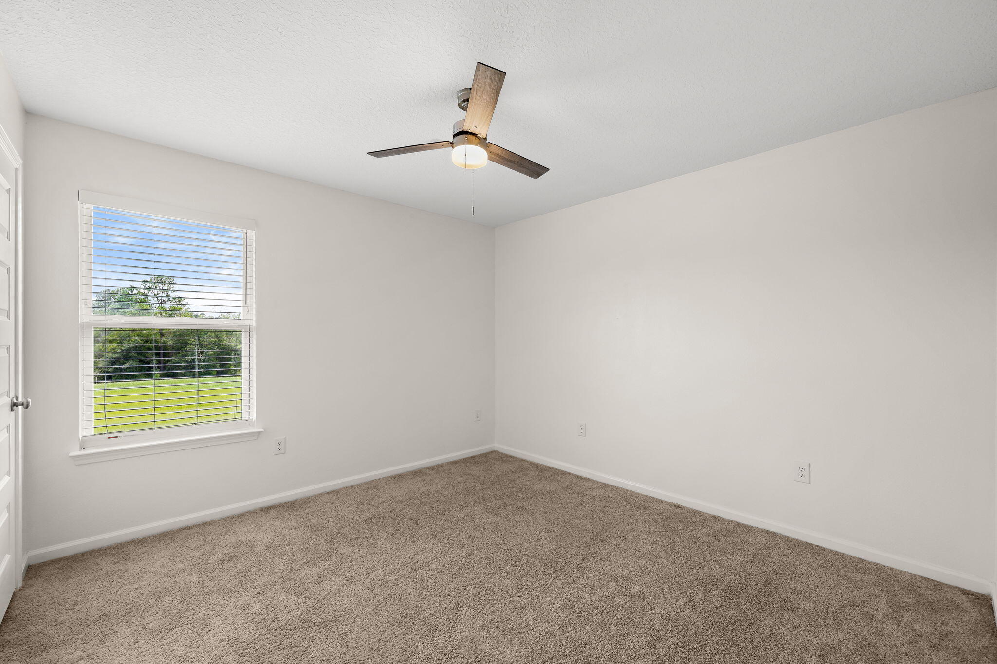 HAMMOCK BAY - Residential Lease