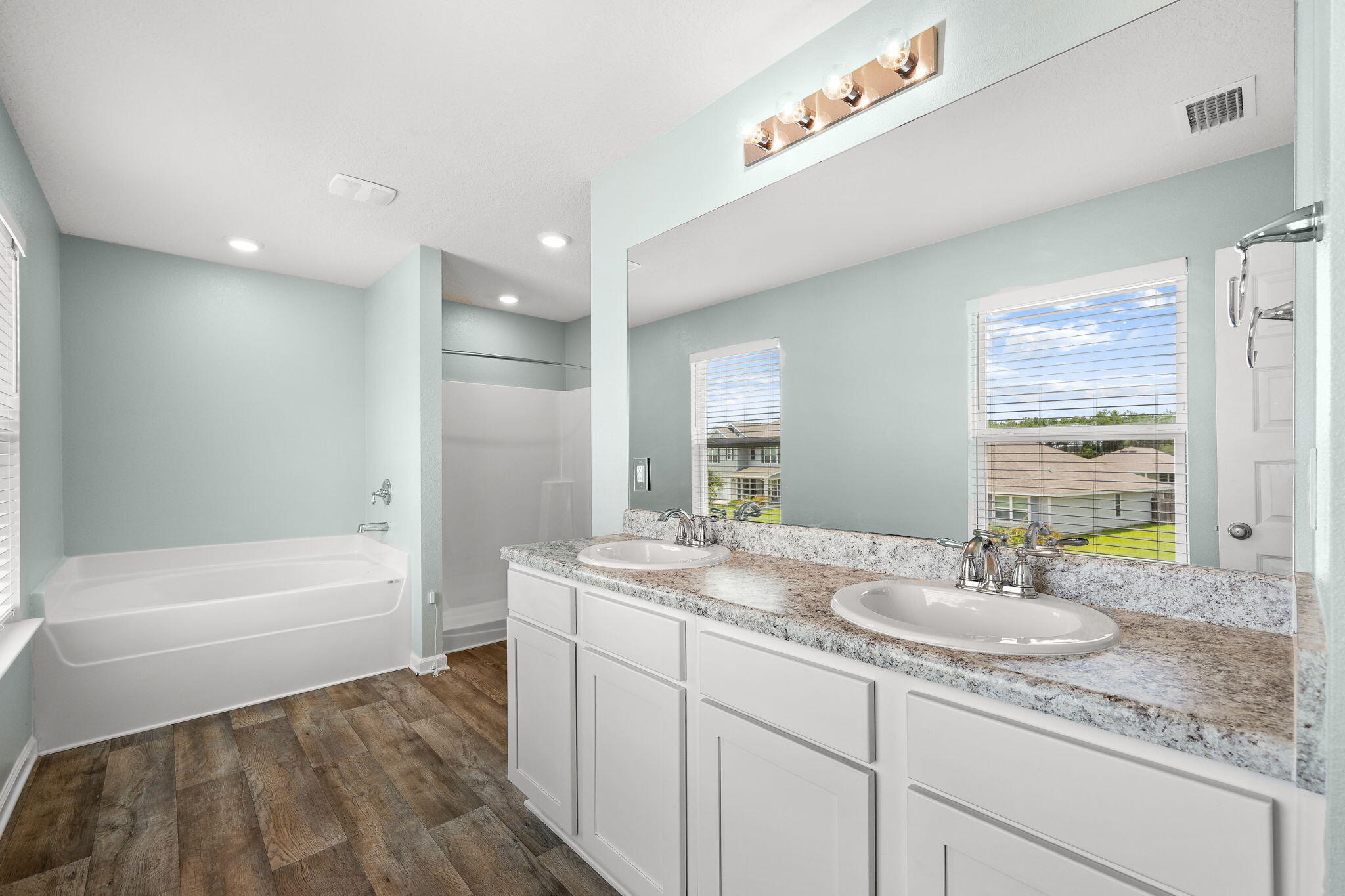 HAMMOCK BAY - Residential Lease