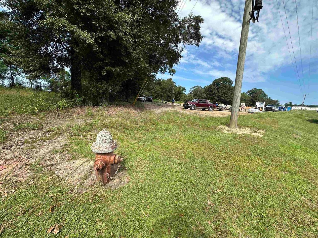 NO RECORDED SUBDIVISION - Residential