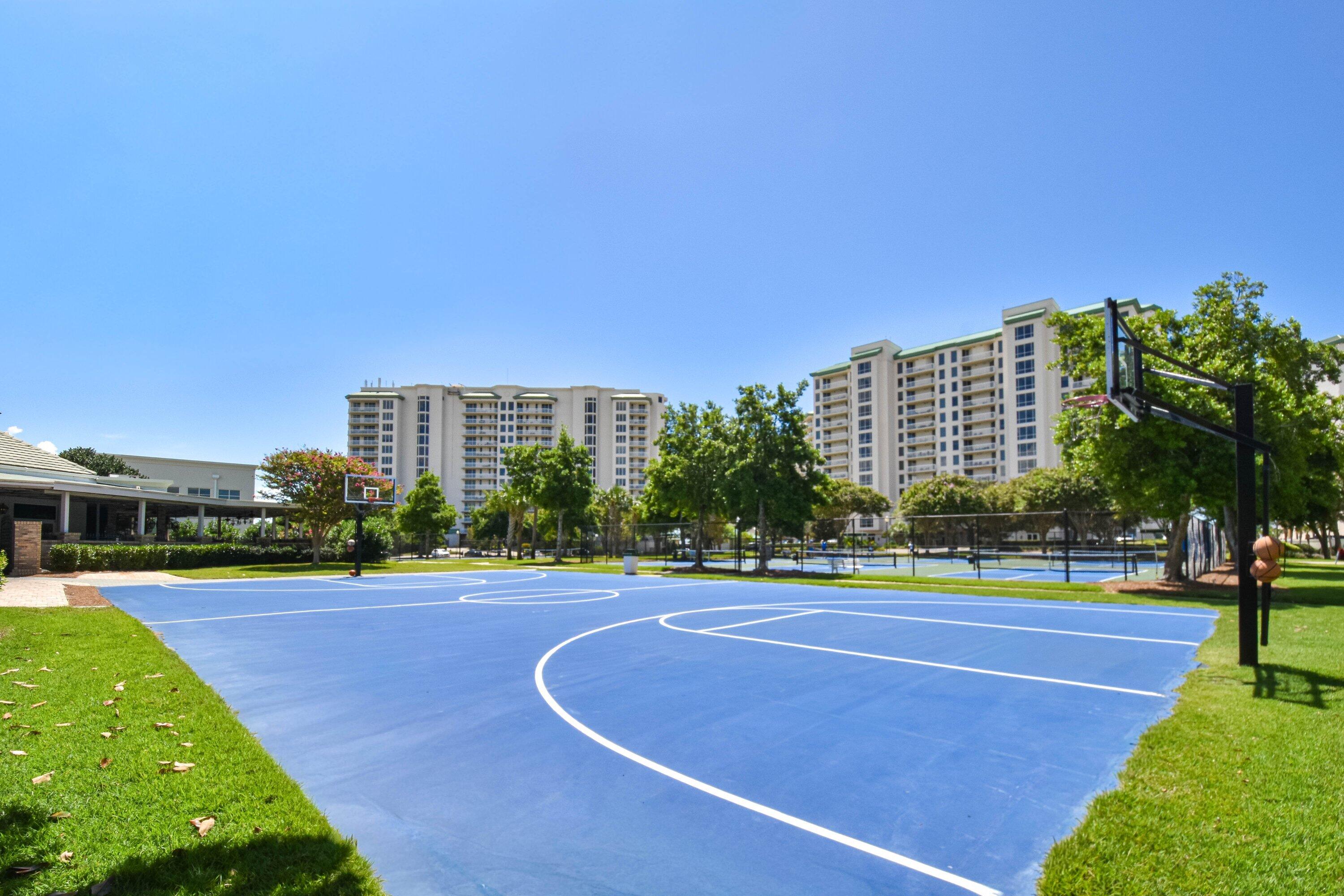 ST. MAARTEN AT SILVER SHELLS - Residential