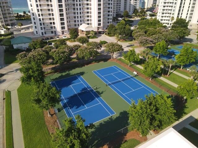 ST. MAARTEN AT SILVER SHELLS - Residential