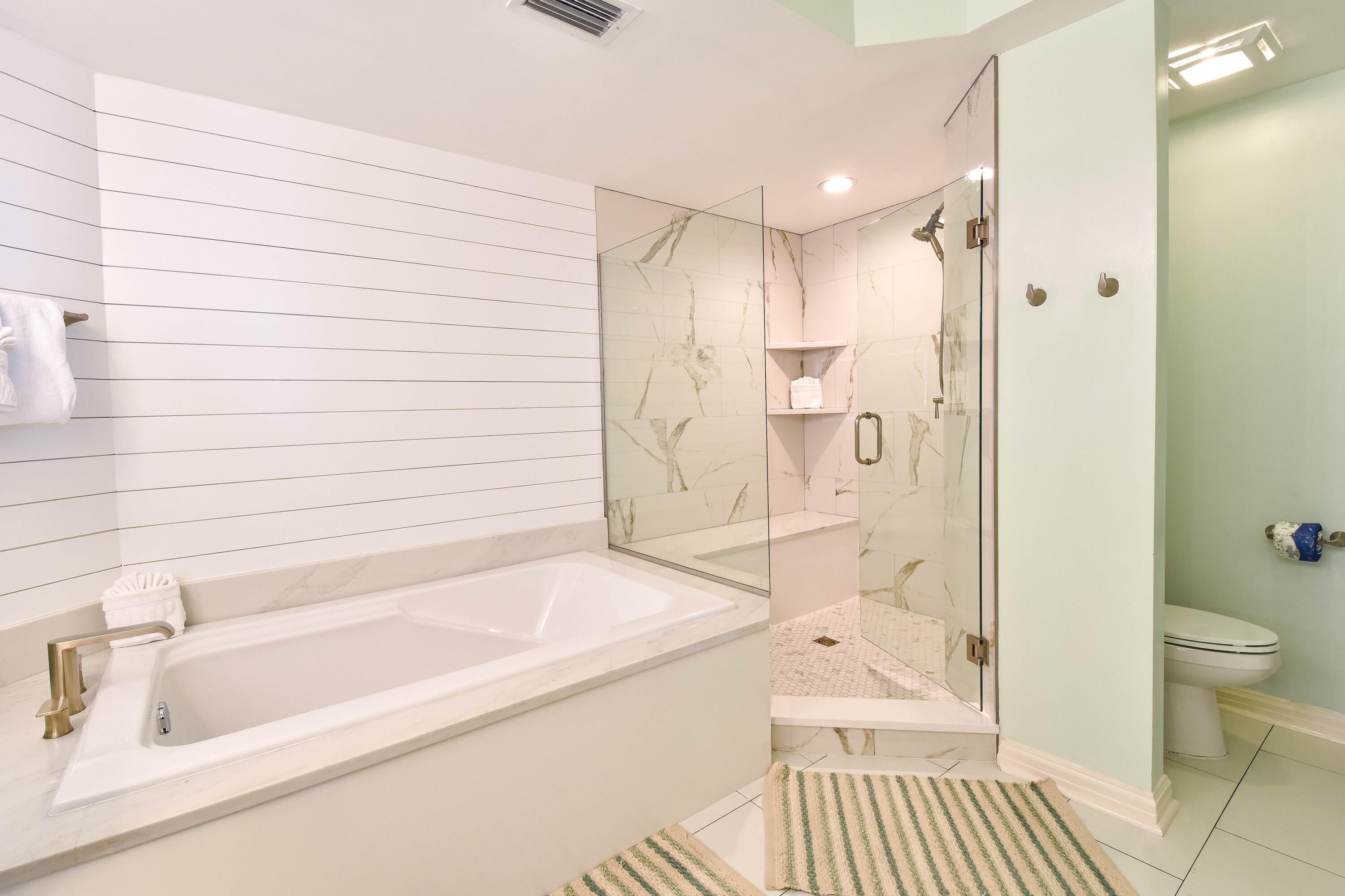 ST. MAARTEN AT SILVER SHELLS - Residential