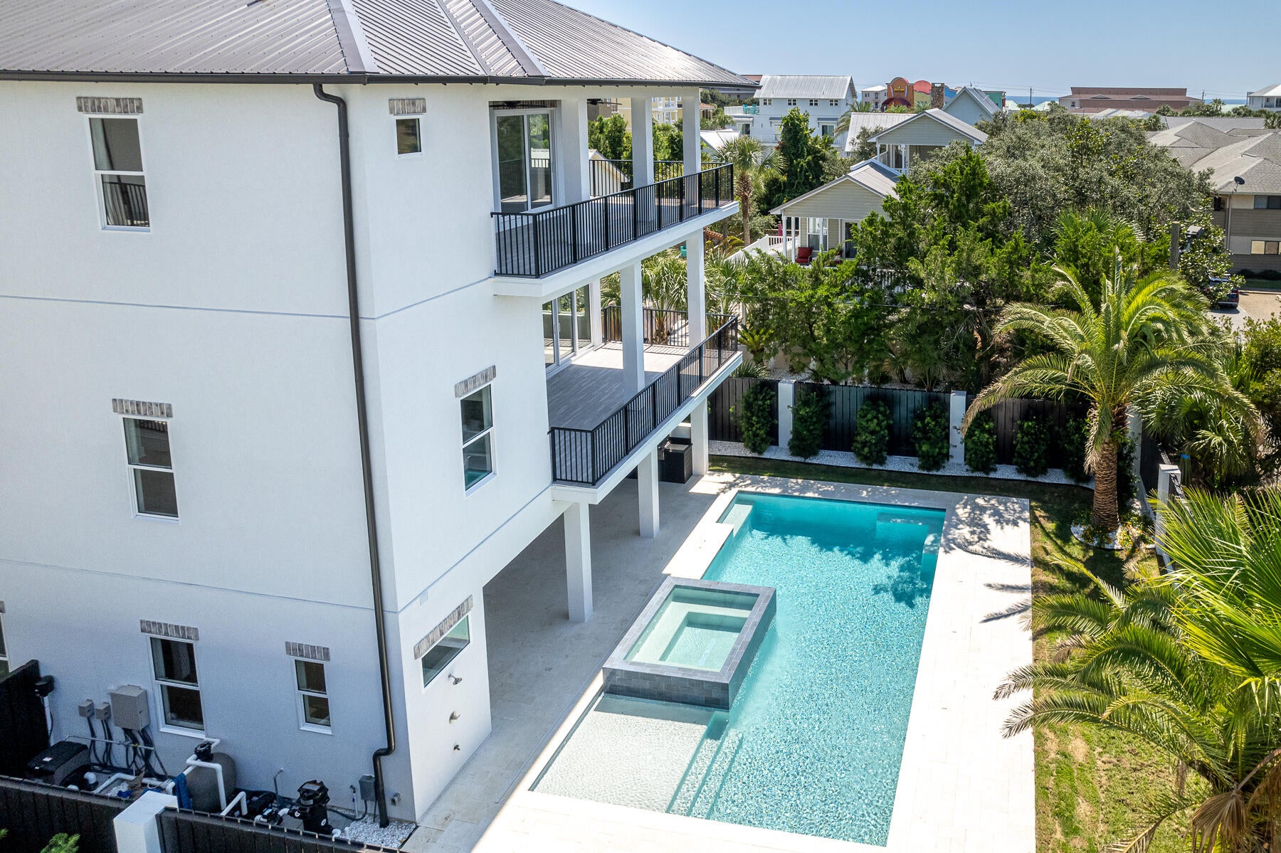 Holiday Road - Residential