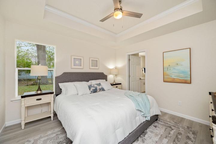 Crestview S1/2 LOTS 11 & 12 BLK 110 - Residential