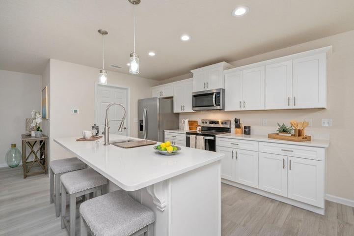 Crestview S1/2 LOTS 11 & 12 BLK 110 - Residential