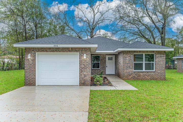 Crestview S1/2 LOTS 11 & 12 BLK 110 - Residential