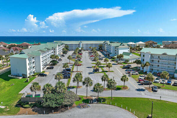 MARAVILLA CONDO 2 - Residential