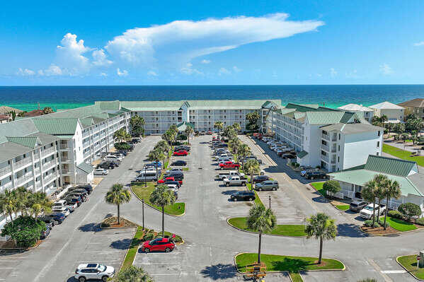 MARAVILLA CONDO 2 - Residential