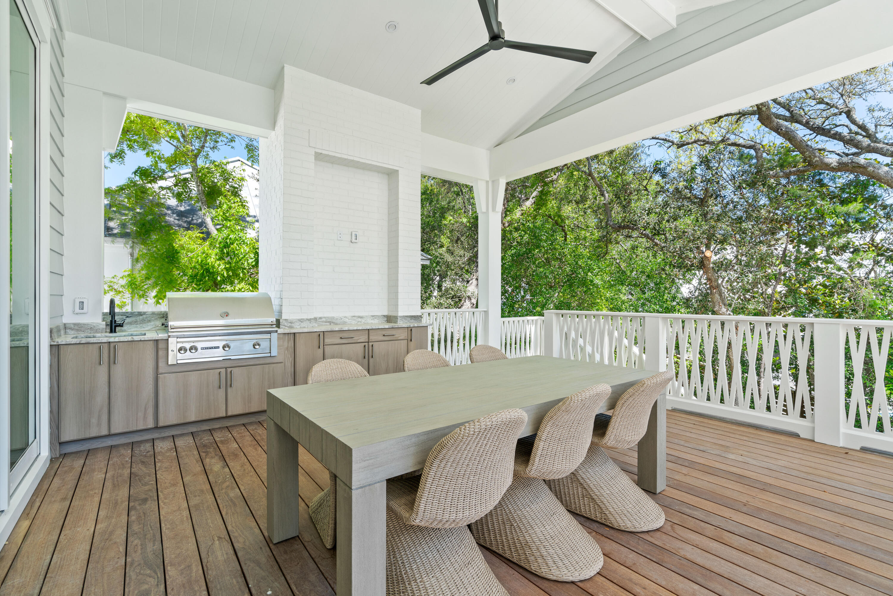 SEAGROVE 5TH ADDN - Residential