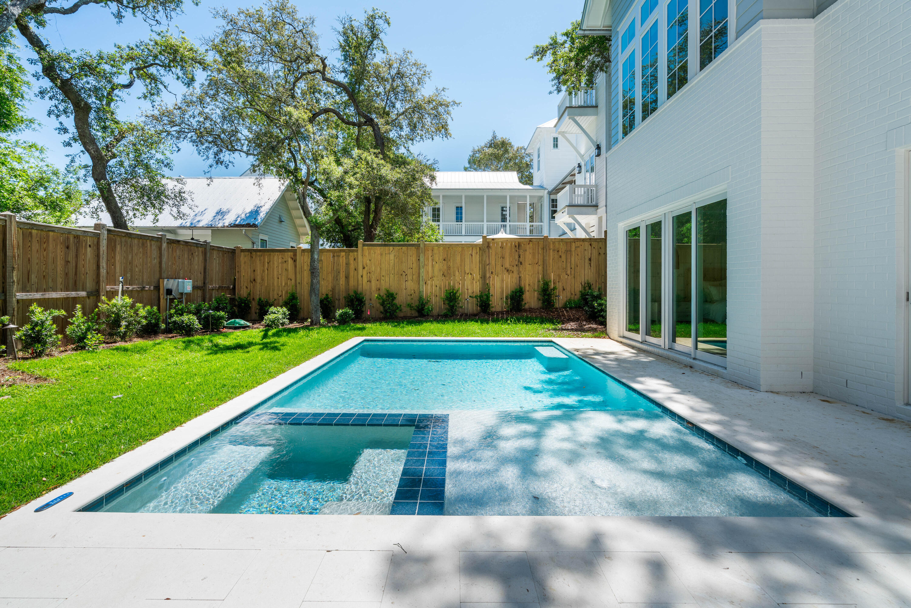 SEAGROVE 5TH ADDN - Residential