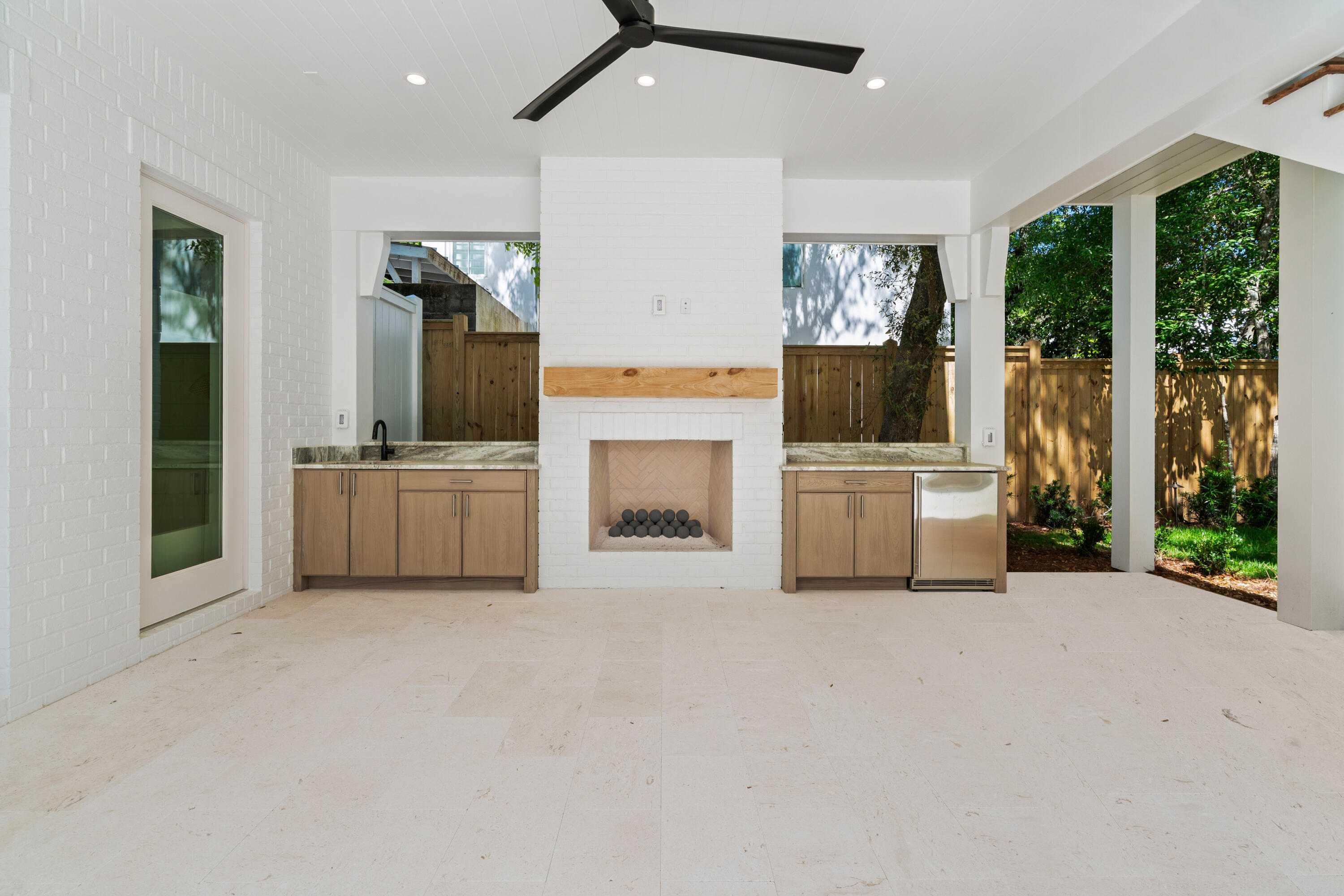 SEAGROVE 5TH ADDN - Residential