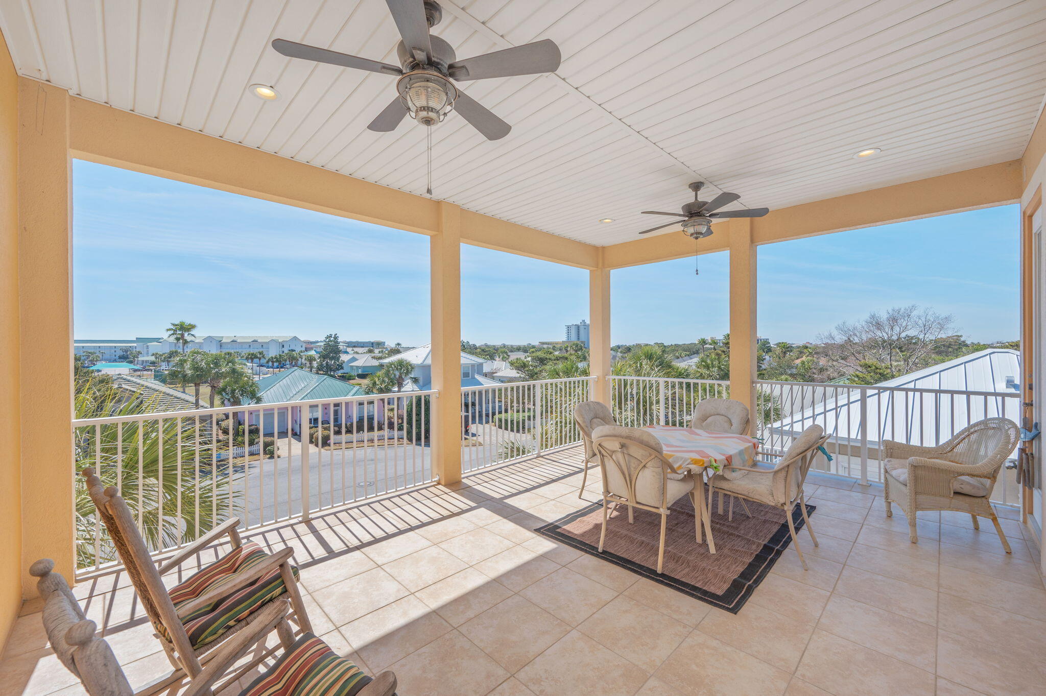 MARAVILLA COTTAGES - Residential