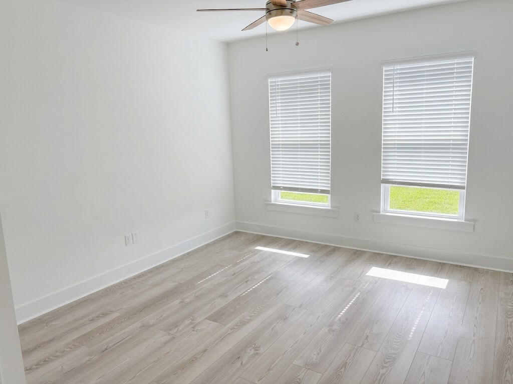 HOUSTON PLACE - Residential