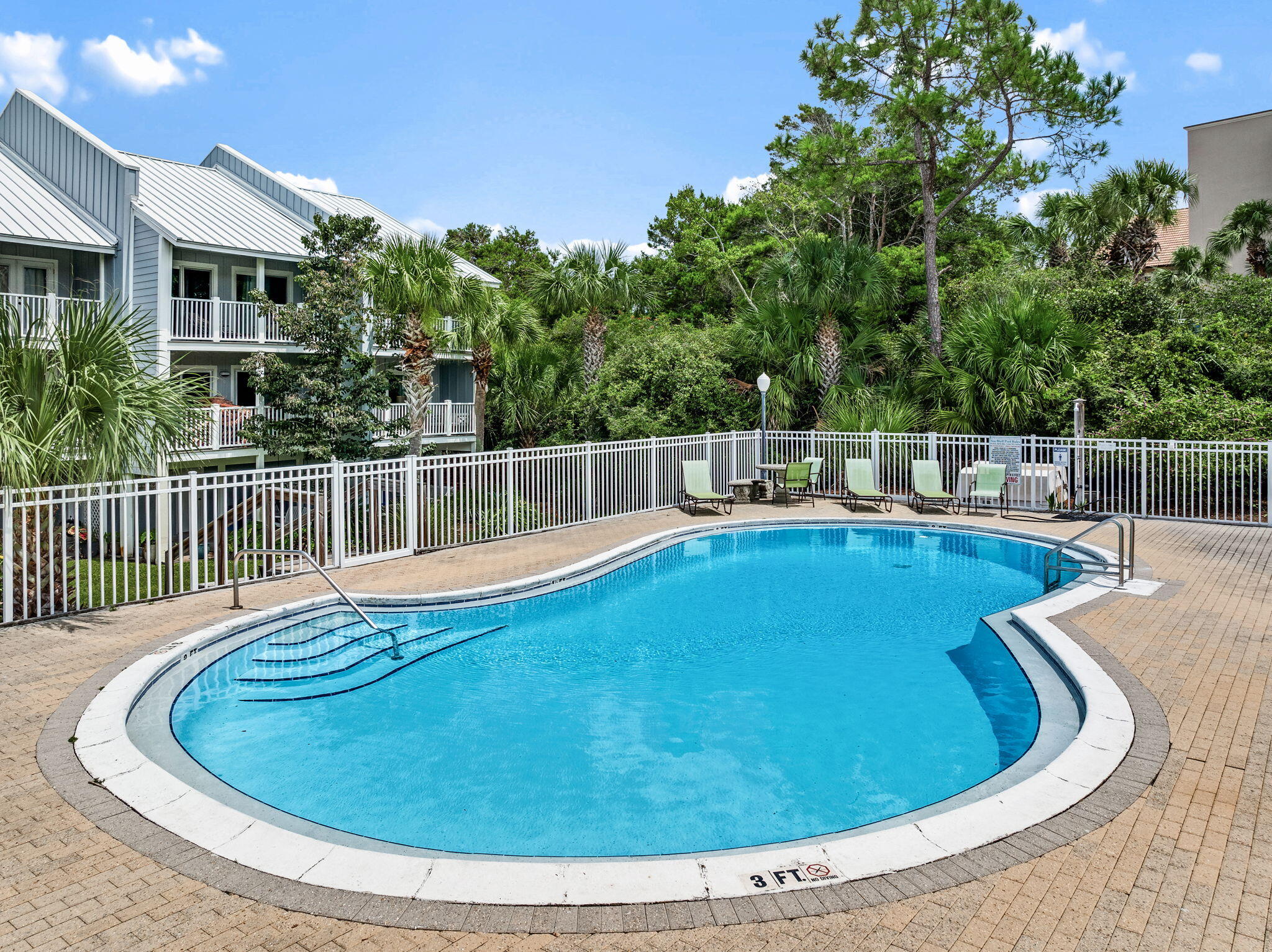 SEA BLUFF CONDO PH 3 - Residential