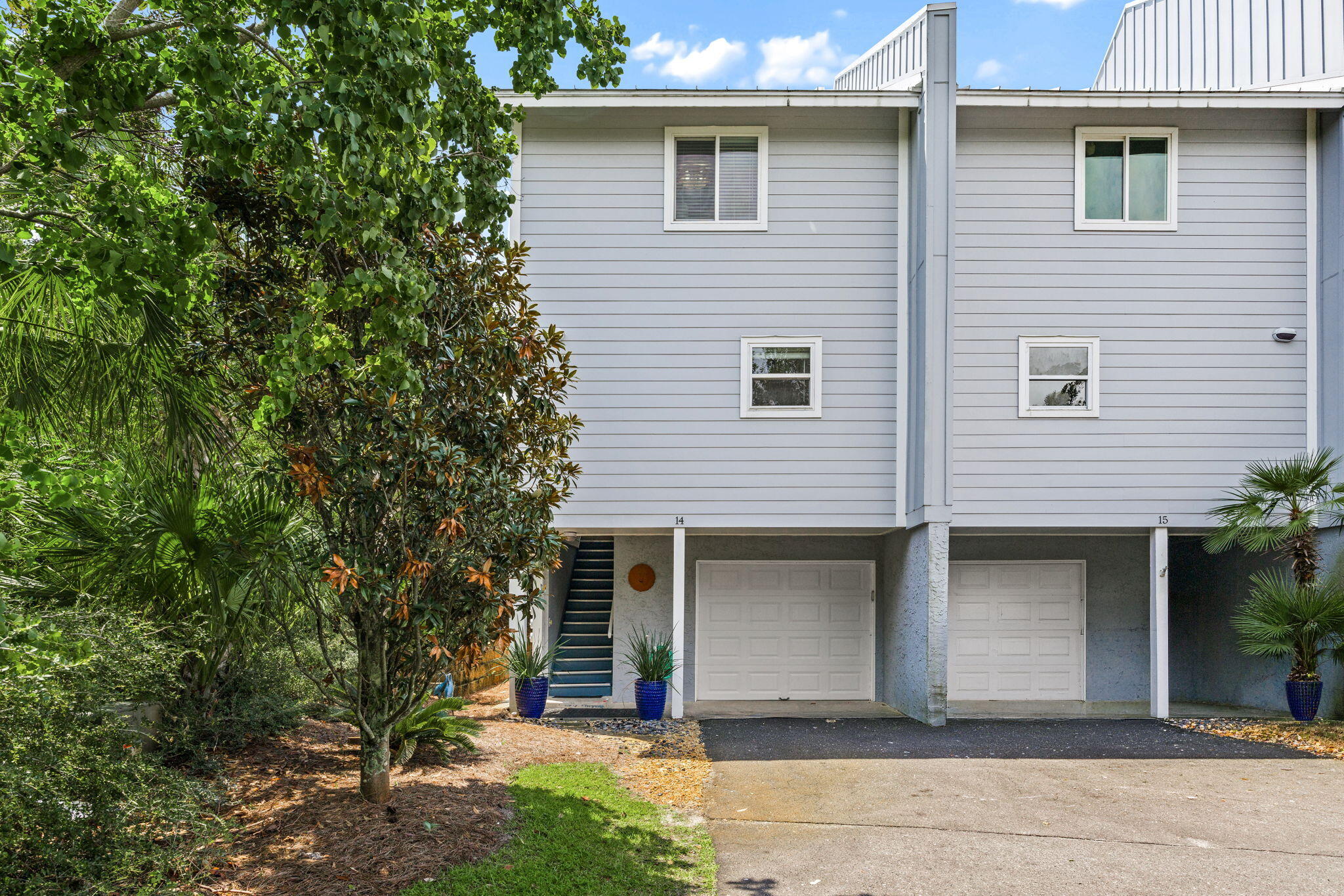 SEA BLUFF CONDO PH 3 - Residential