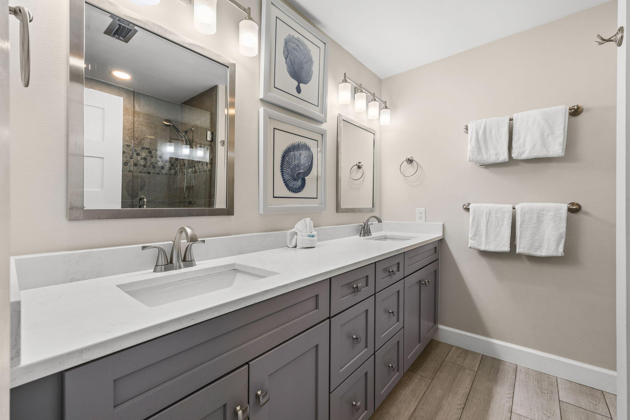 SEA BLUFF CONDO PH 3 - Residential