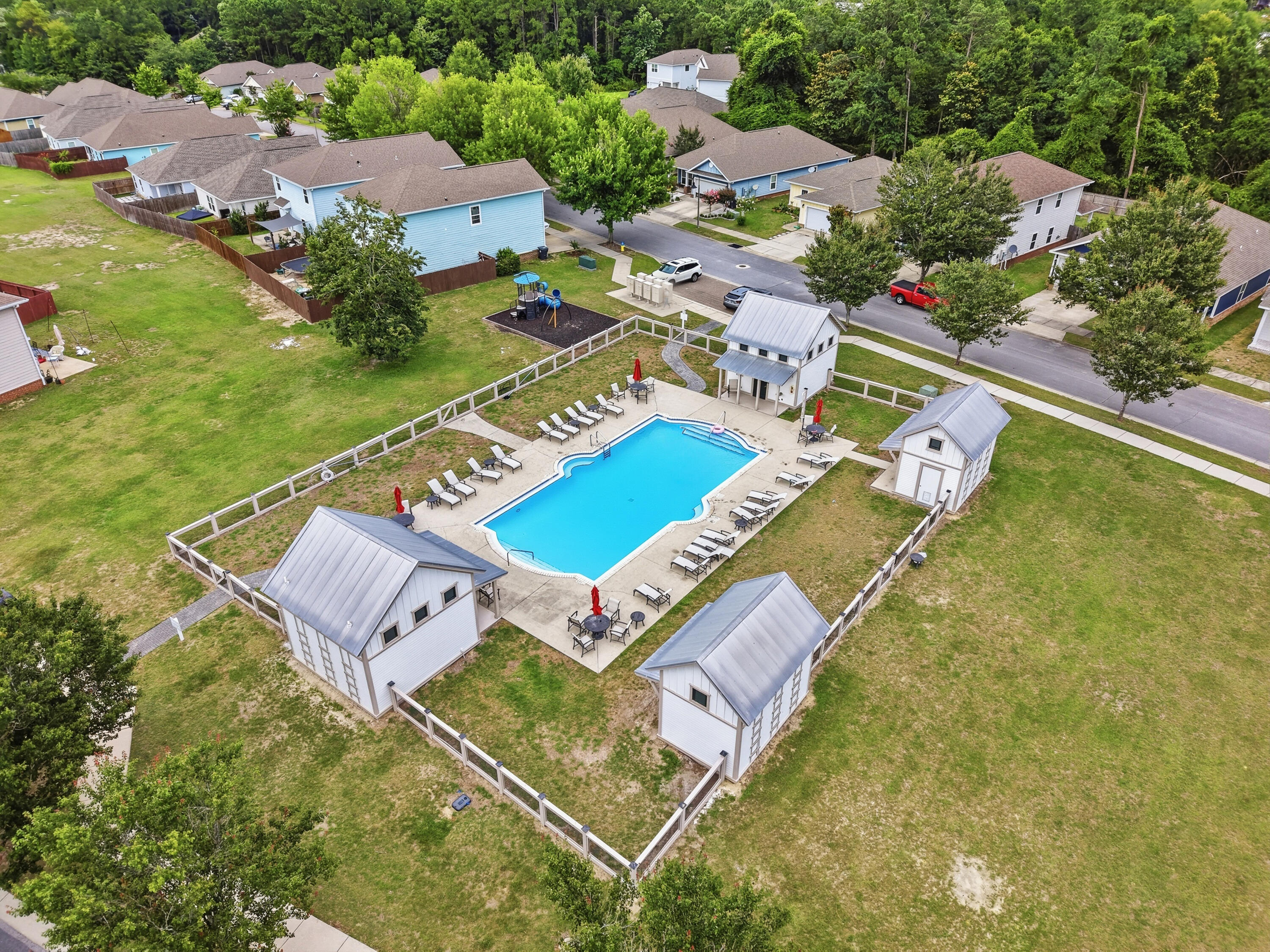 LAGRANGE LANDING - Residential
