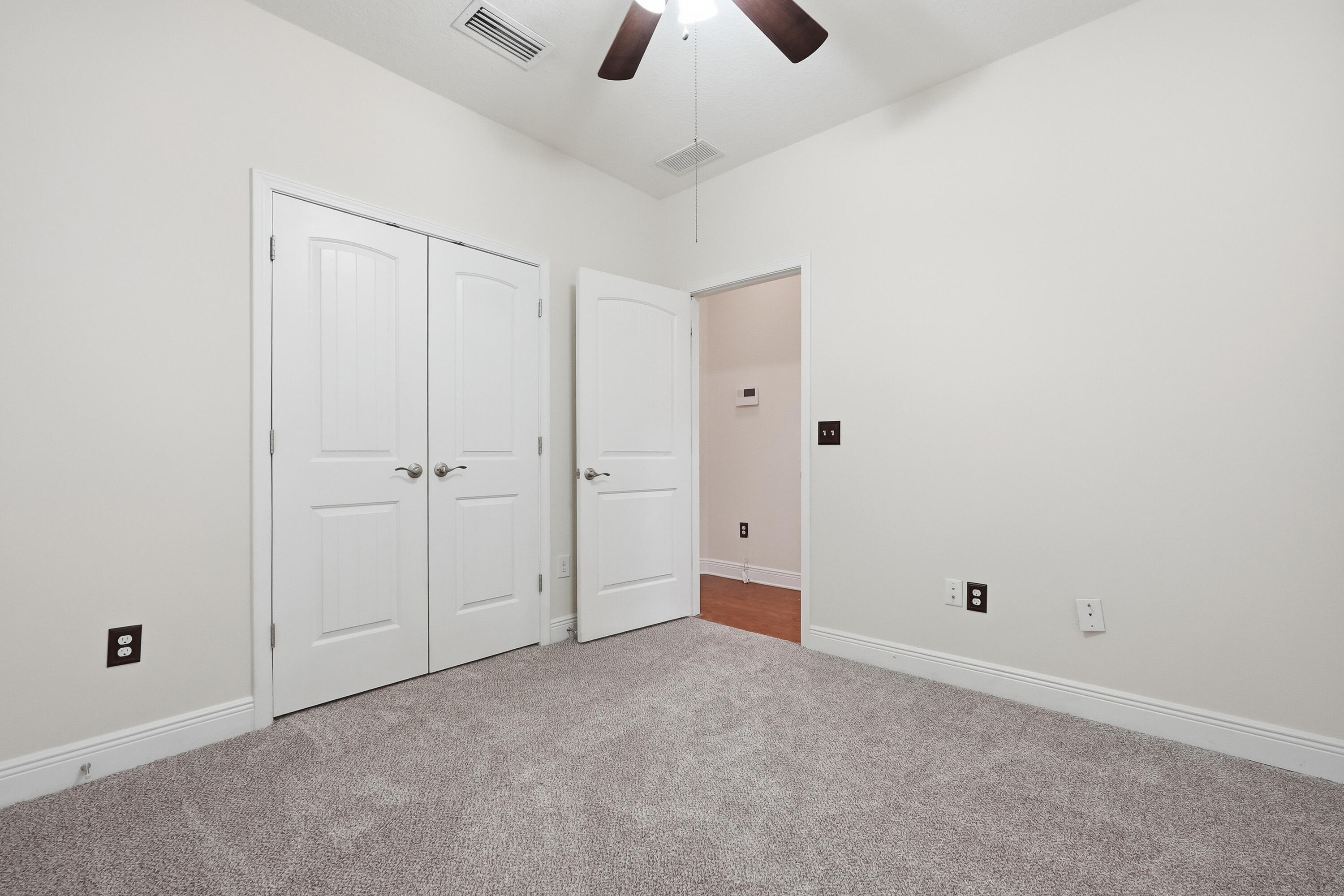 LAGRANGE LANDING - Residential