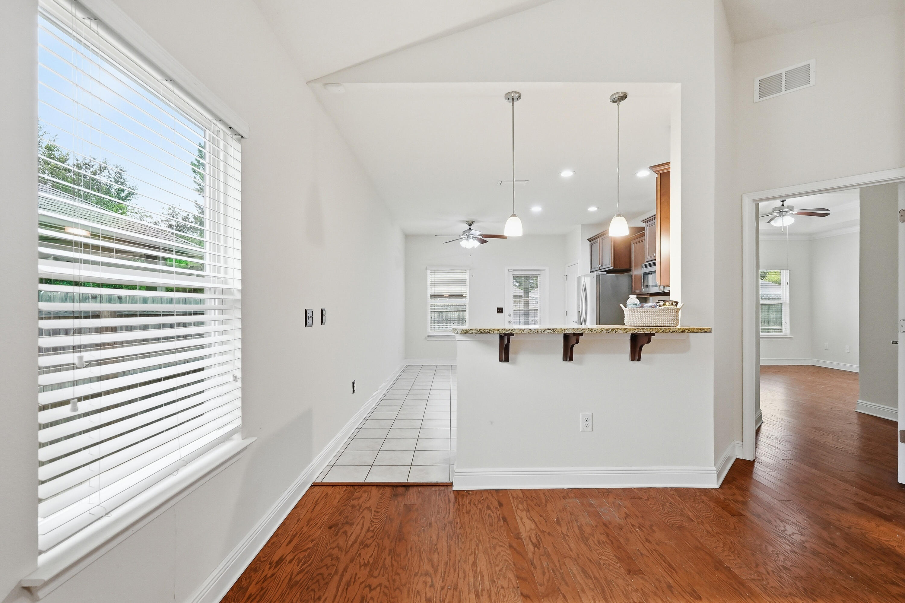 LAGRANGE LANDING - Residential