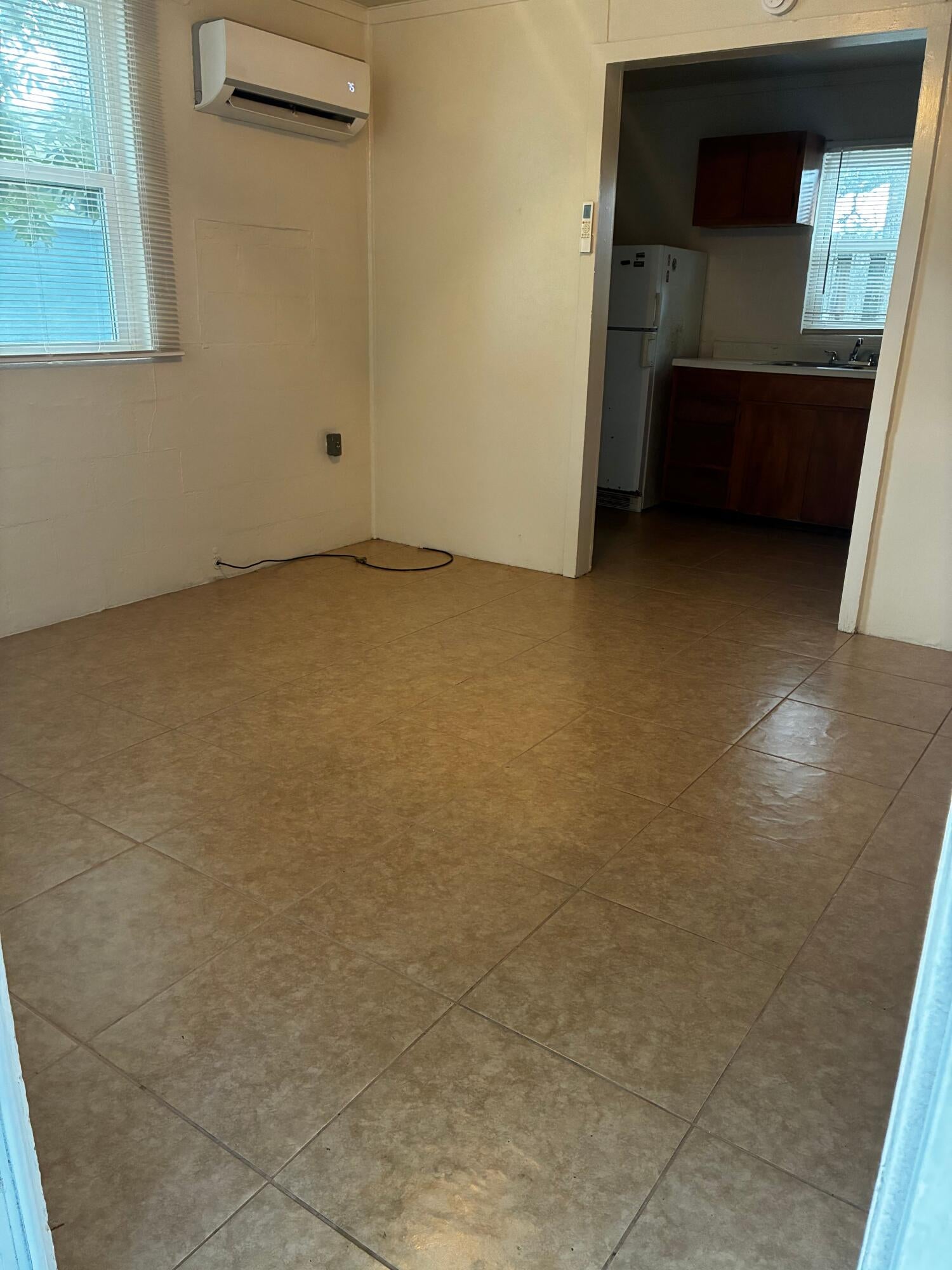 PINEVIEW - Residential Lease
